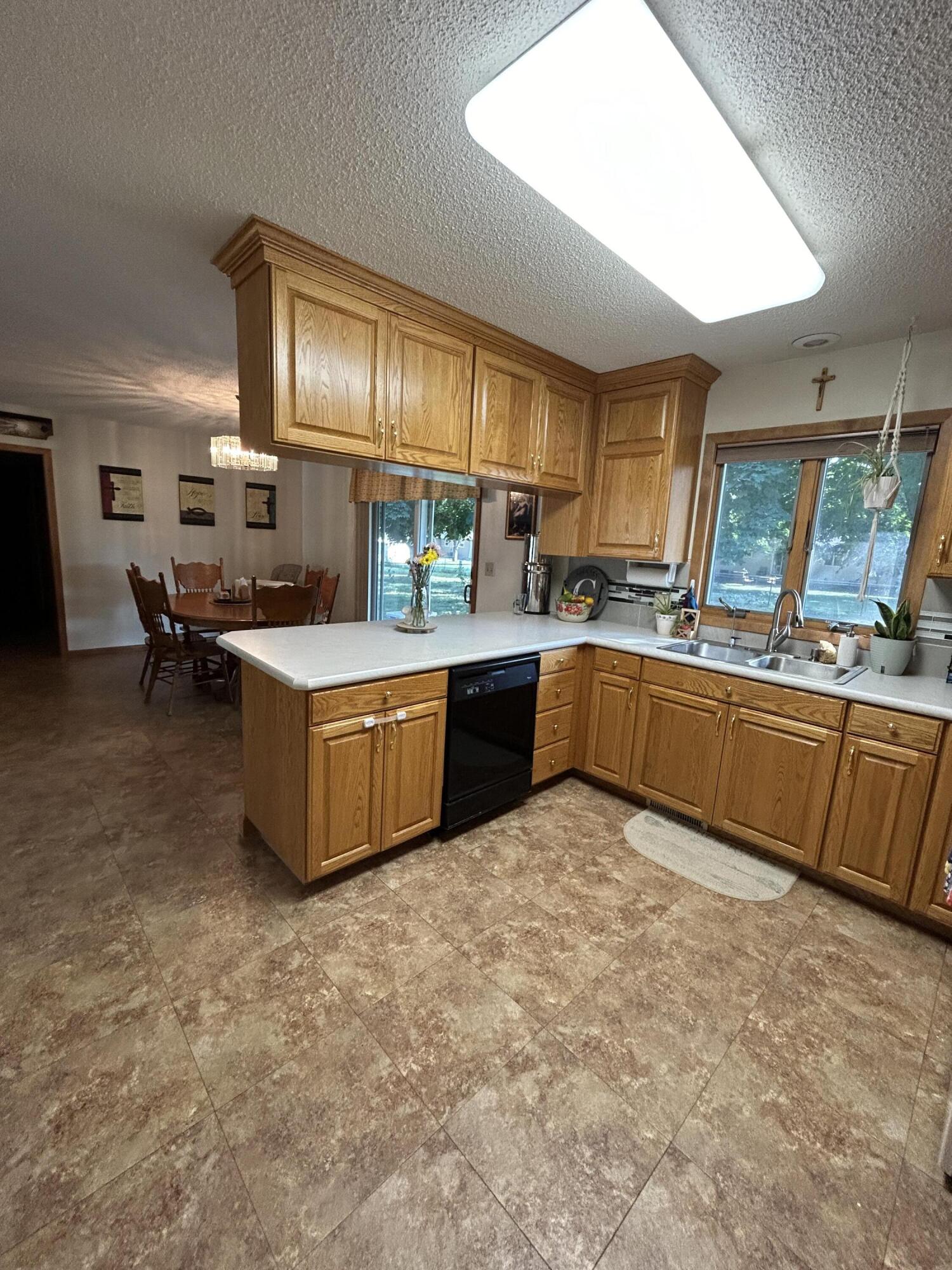 709 E 13th Ave