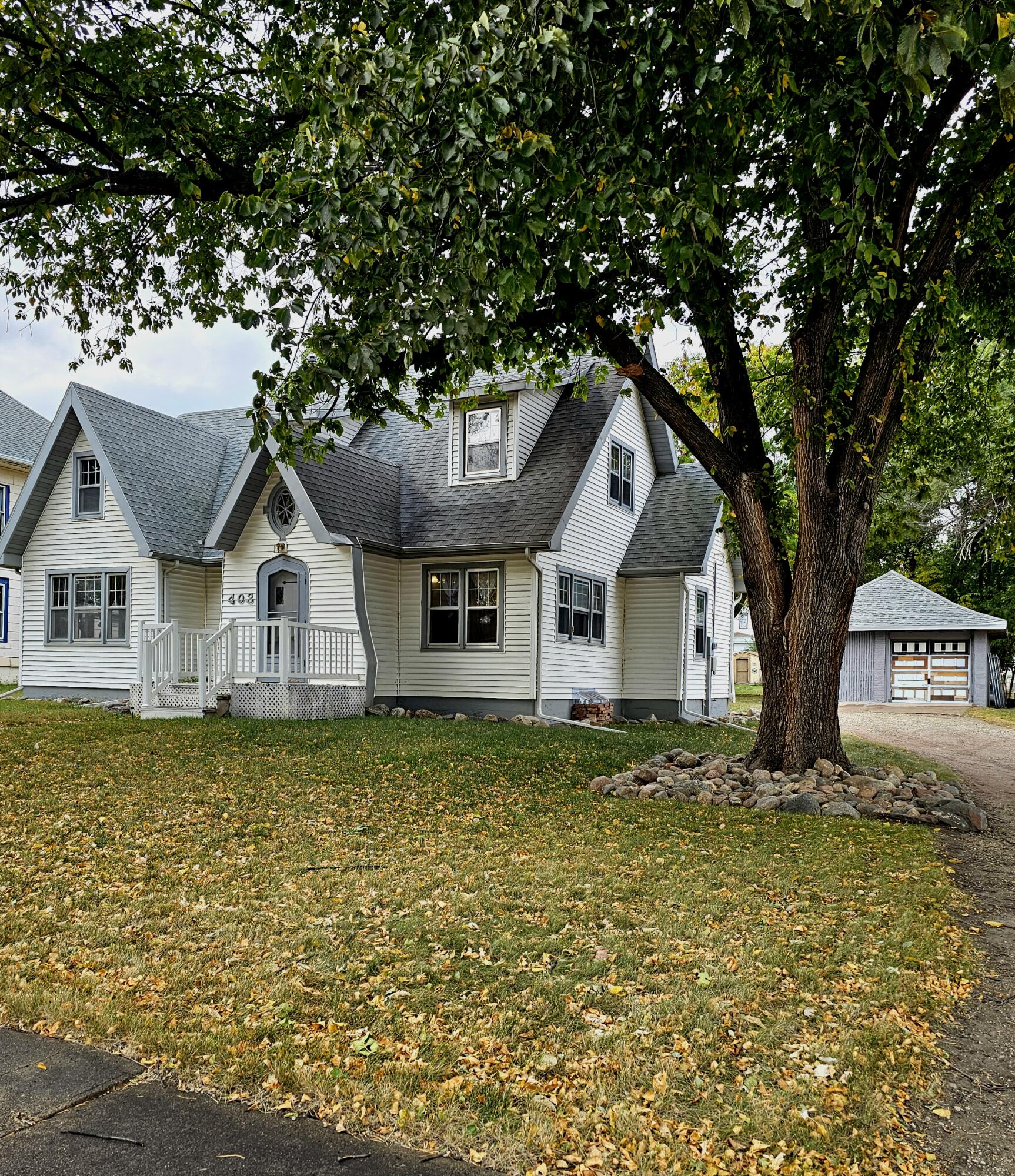 403 N State Ave