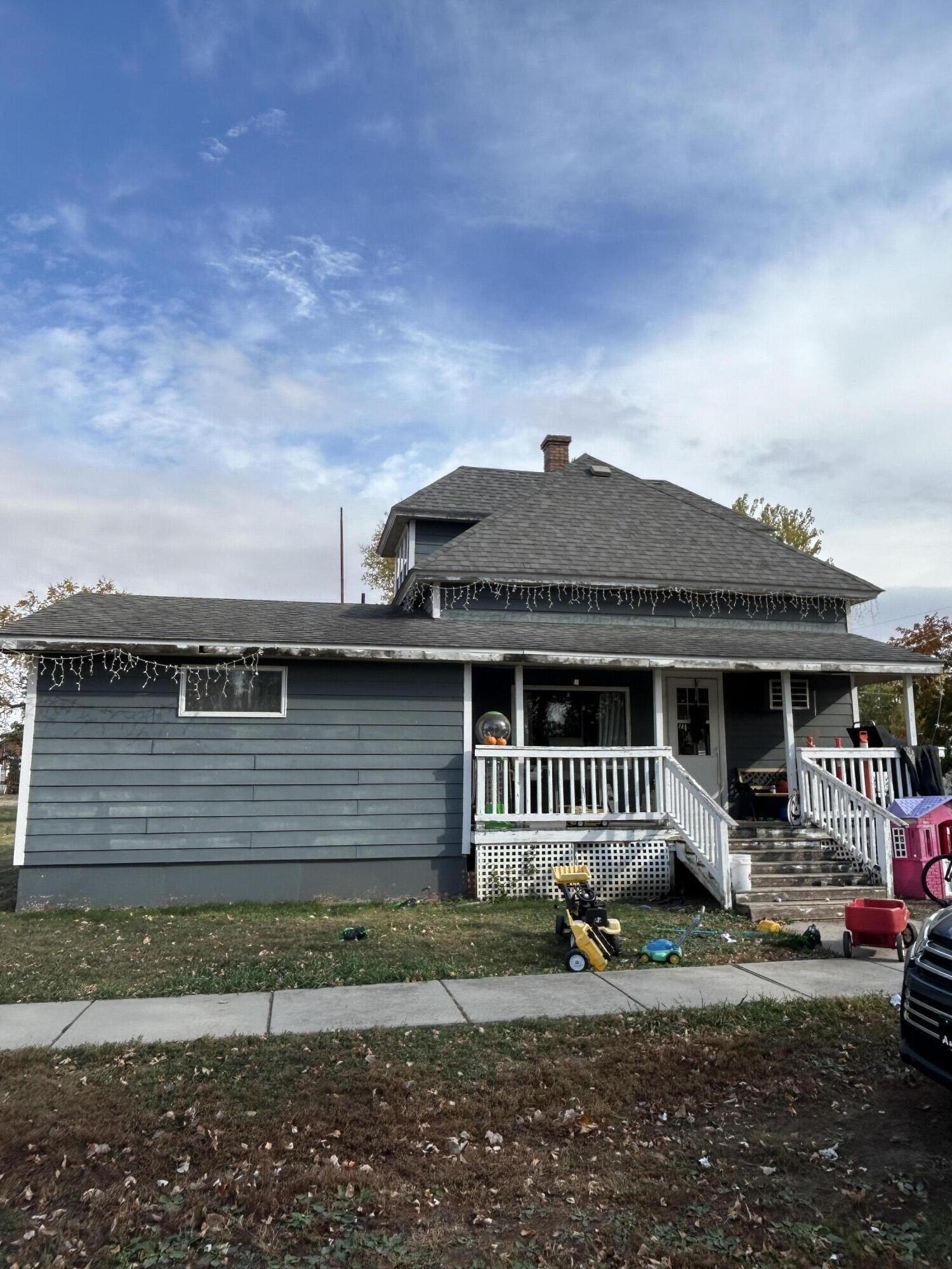 512 S 2nd St