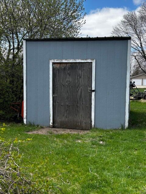330 E Vermont Ave