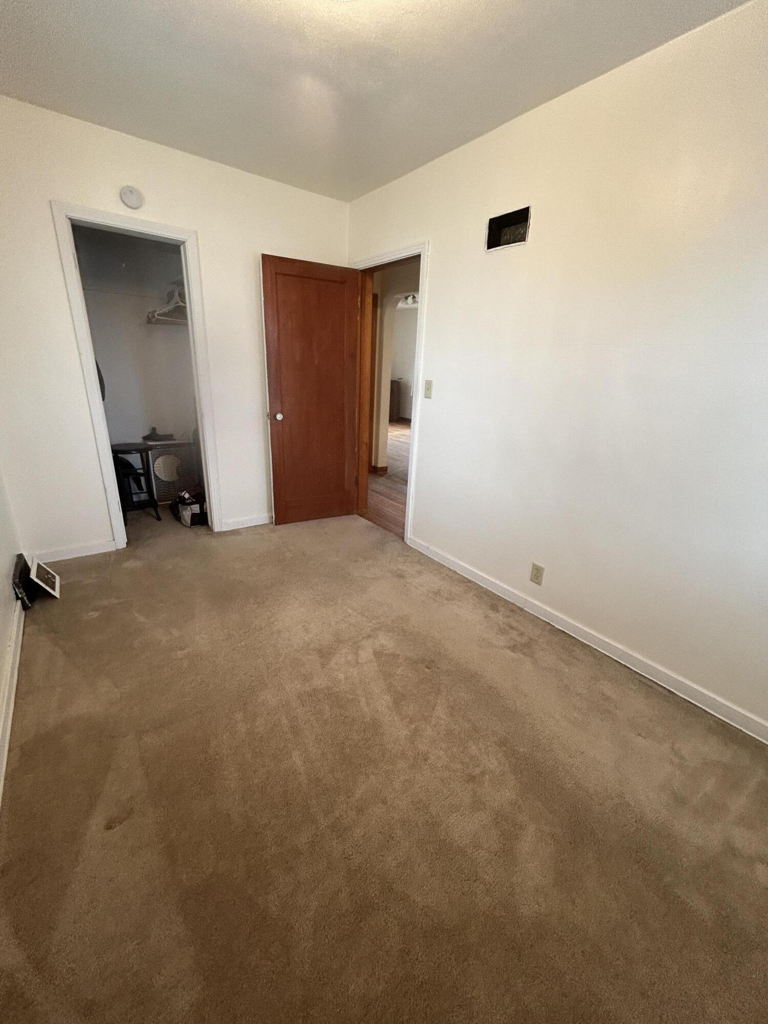 306 N Main St