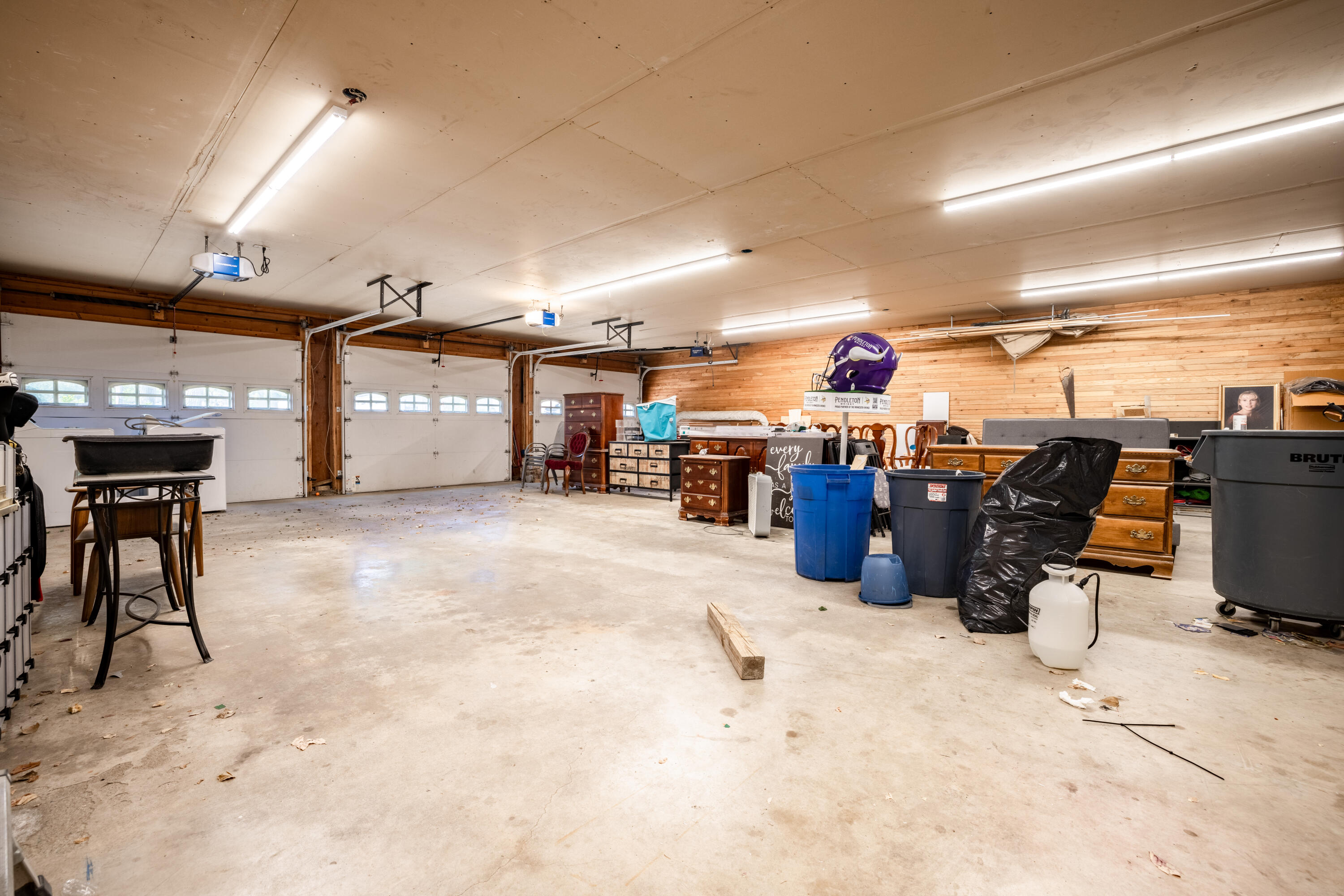 111 S Harmon Dr
