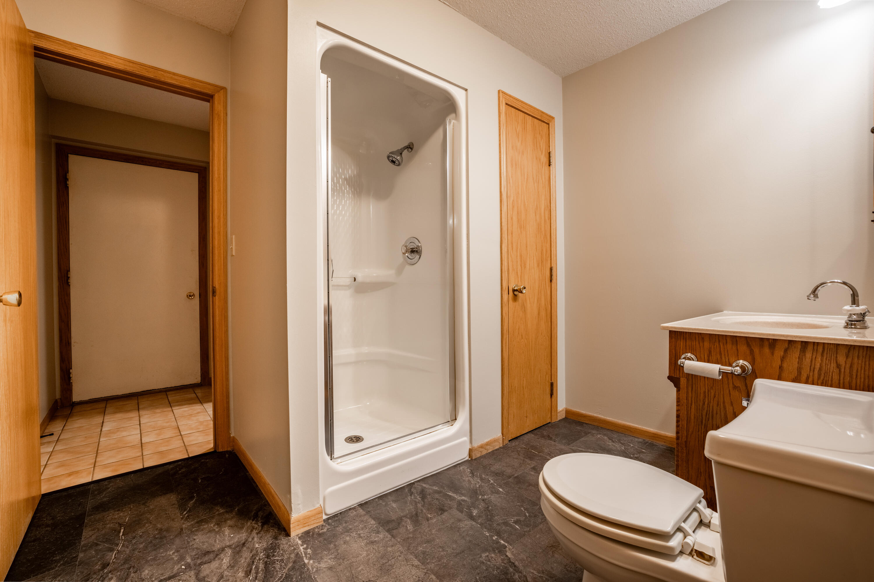 111 S Harmon Dr