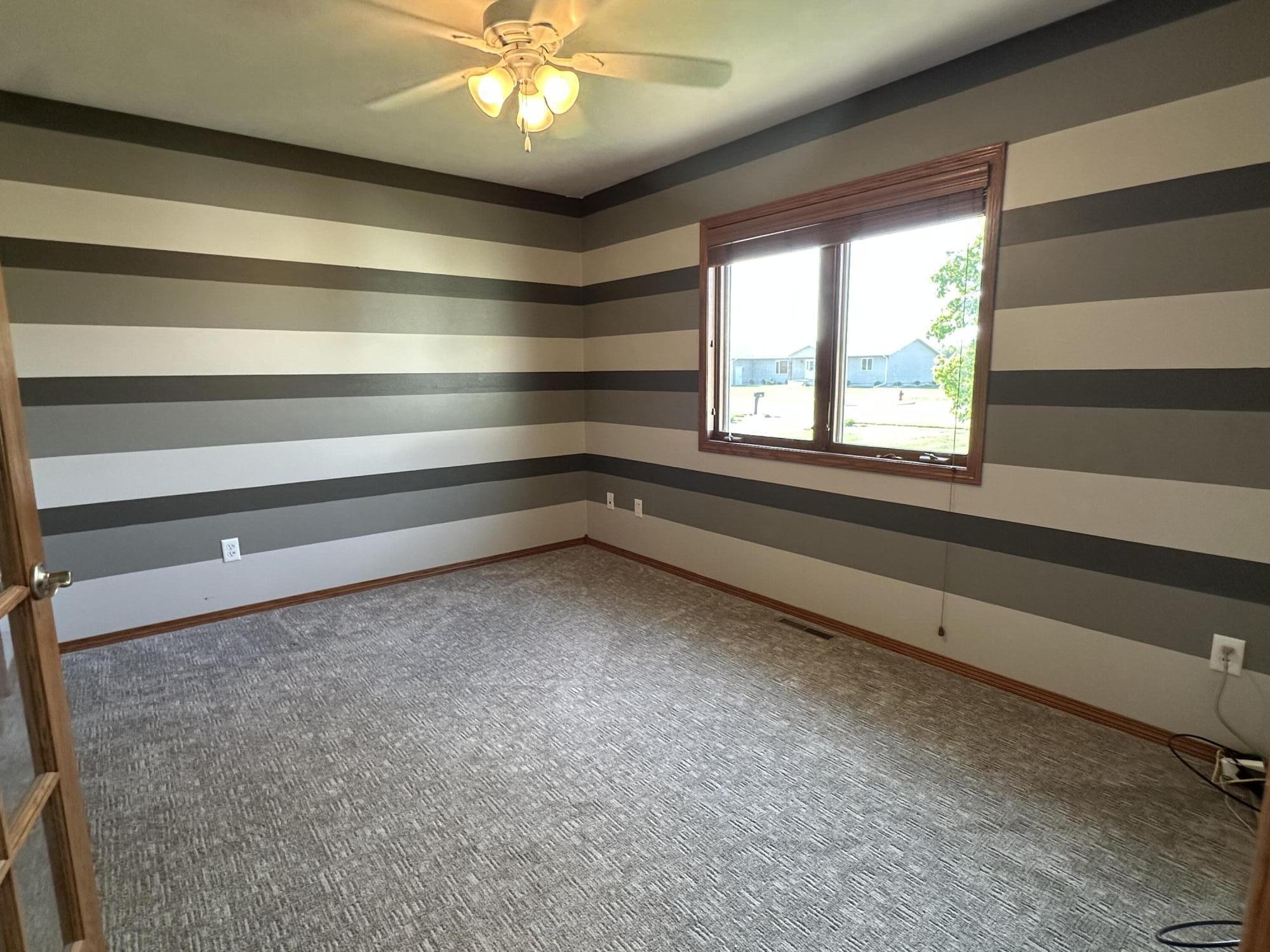 3017 Maui Dr