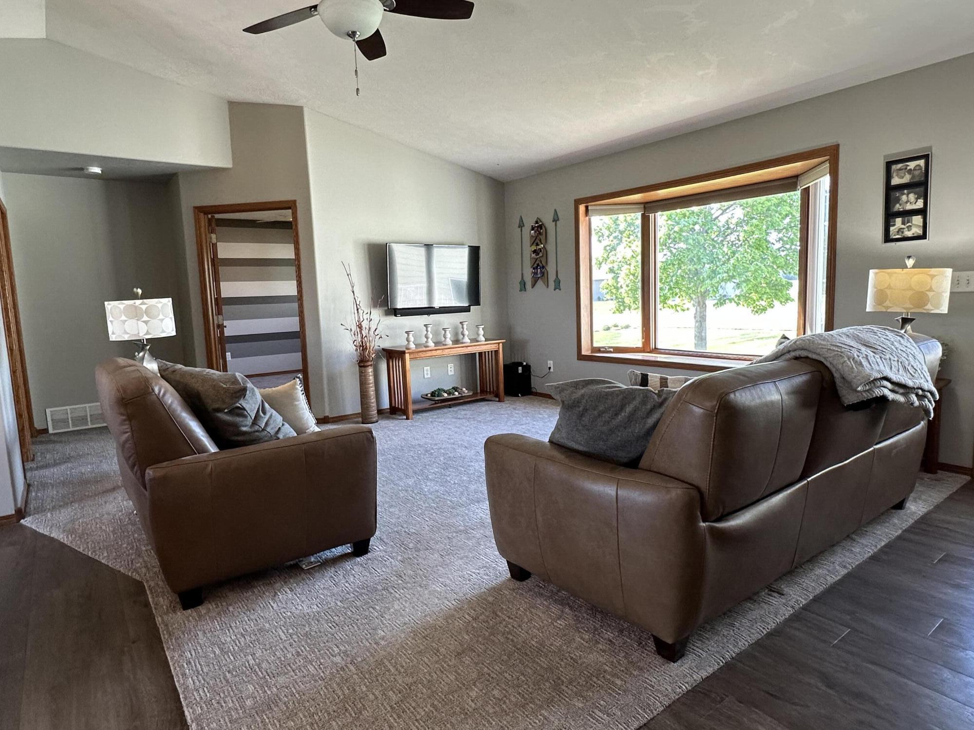 3017 Maui Dr