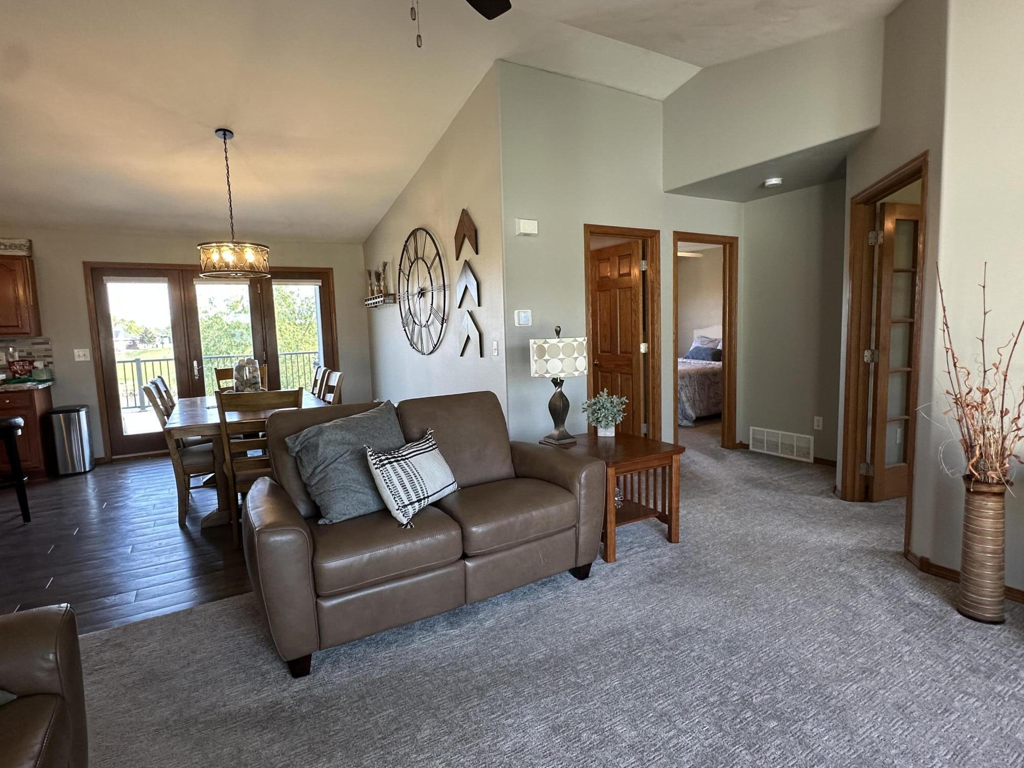 3017 Maui Dr