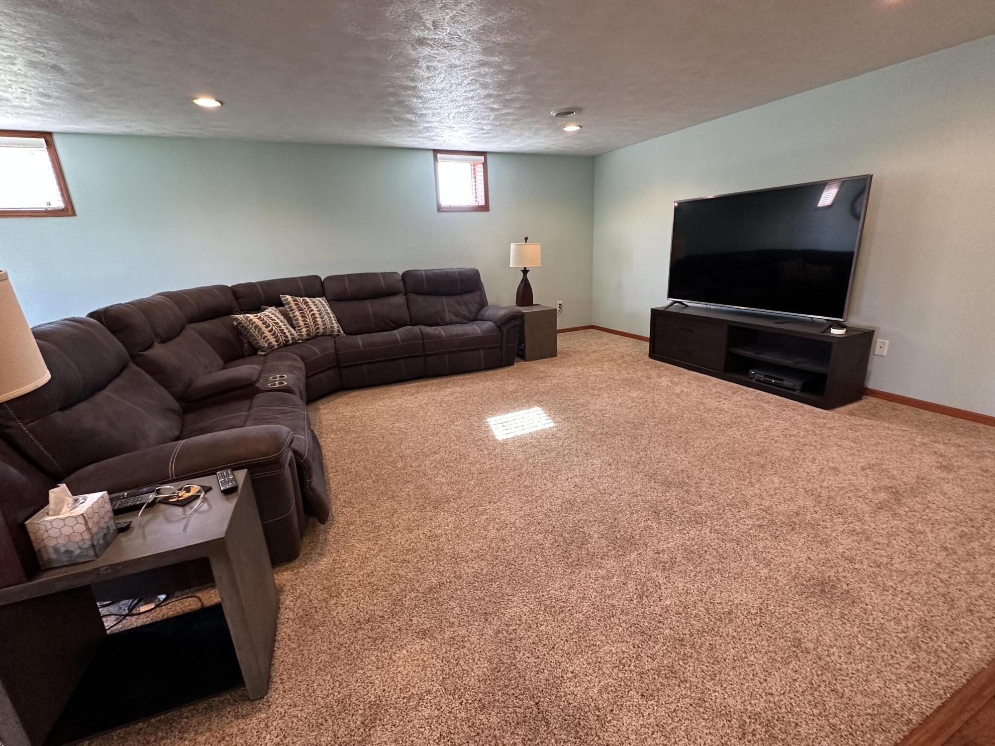 3017 Maui Dr