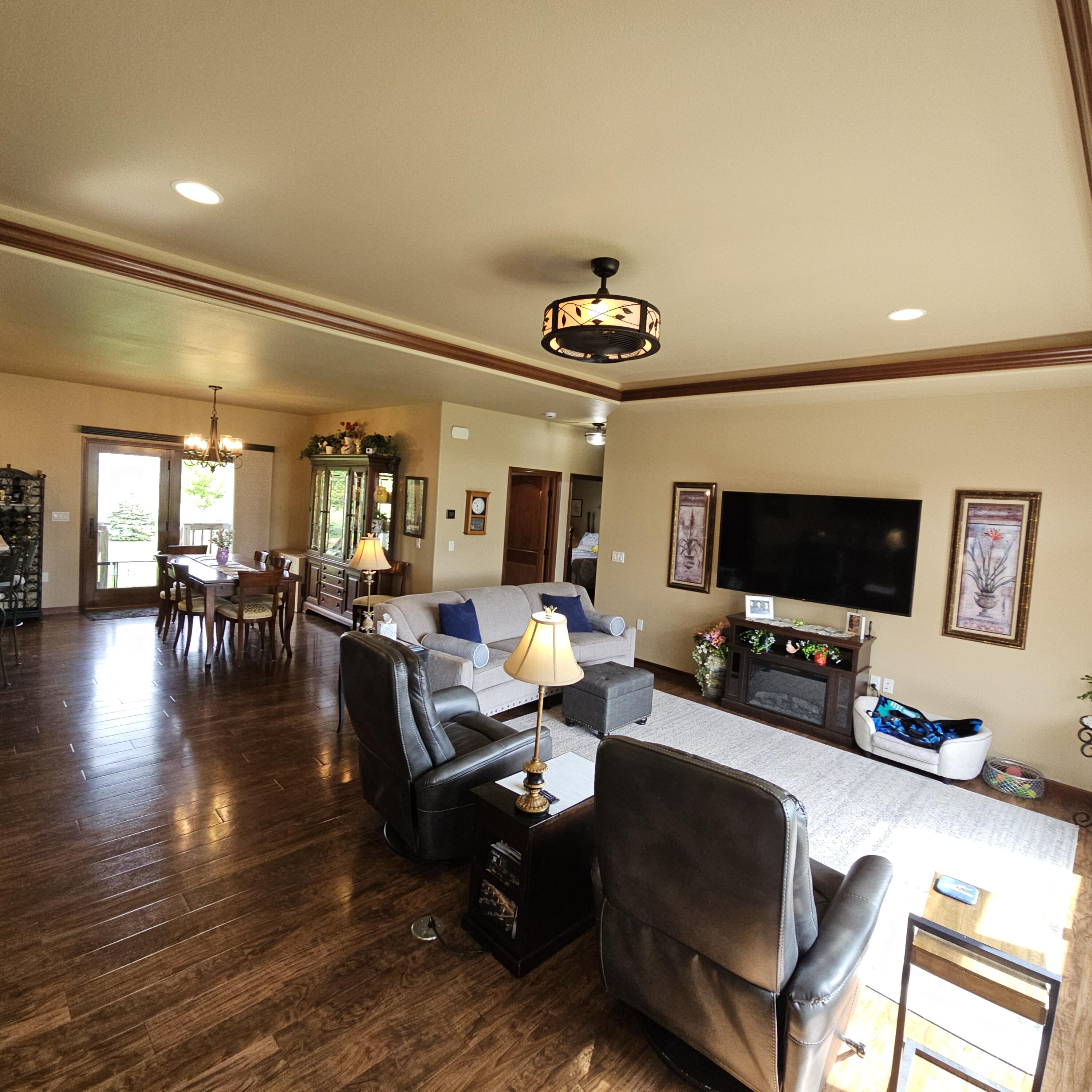 3208 Maui Dr