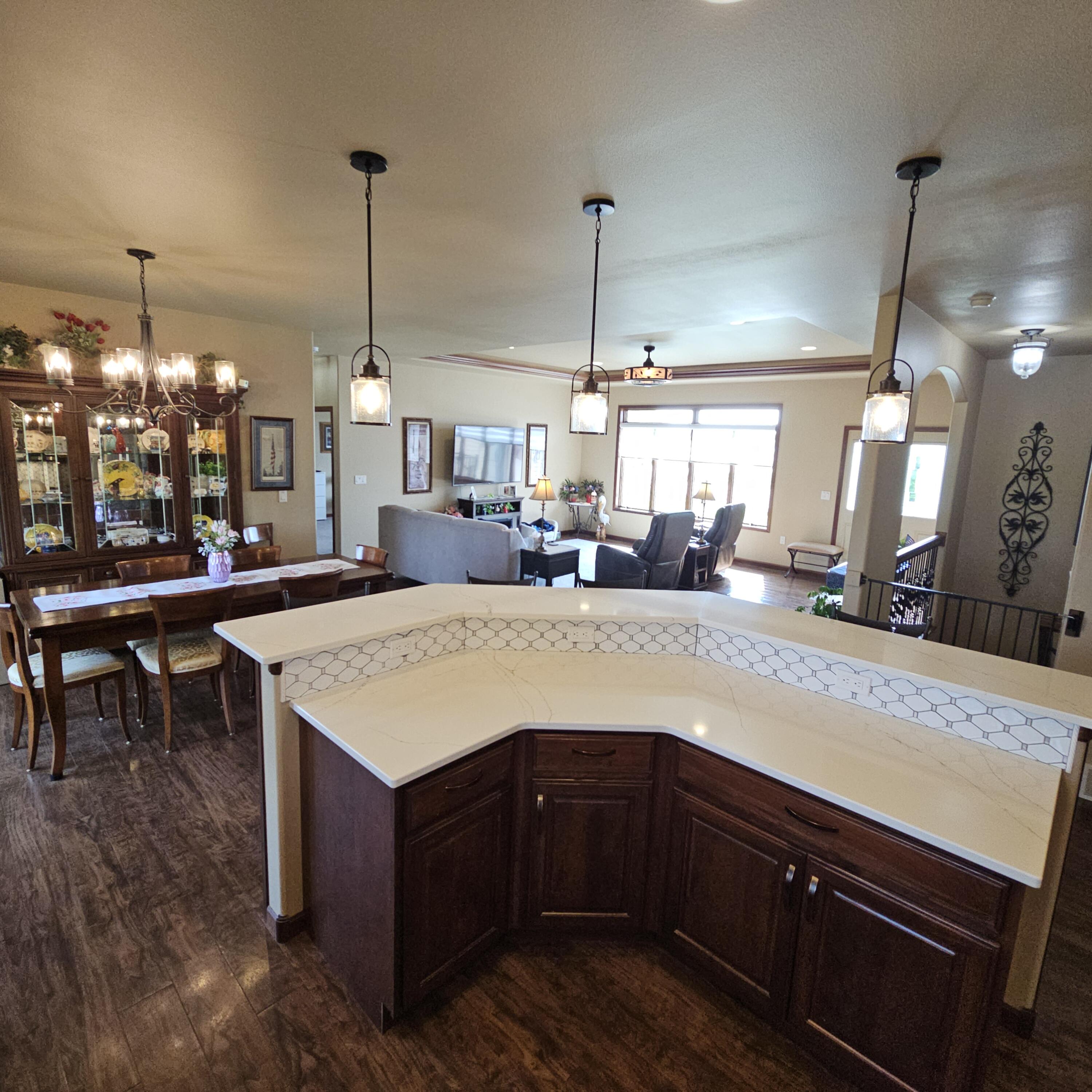 3208 Maui Dr