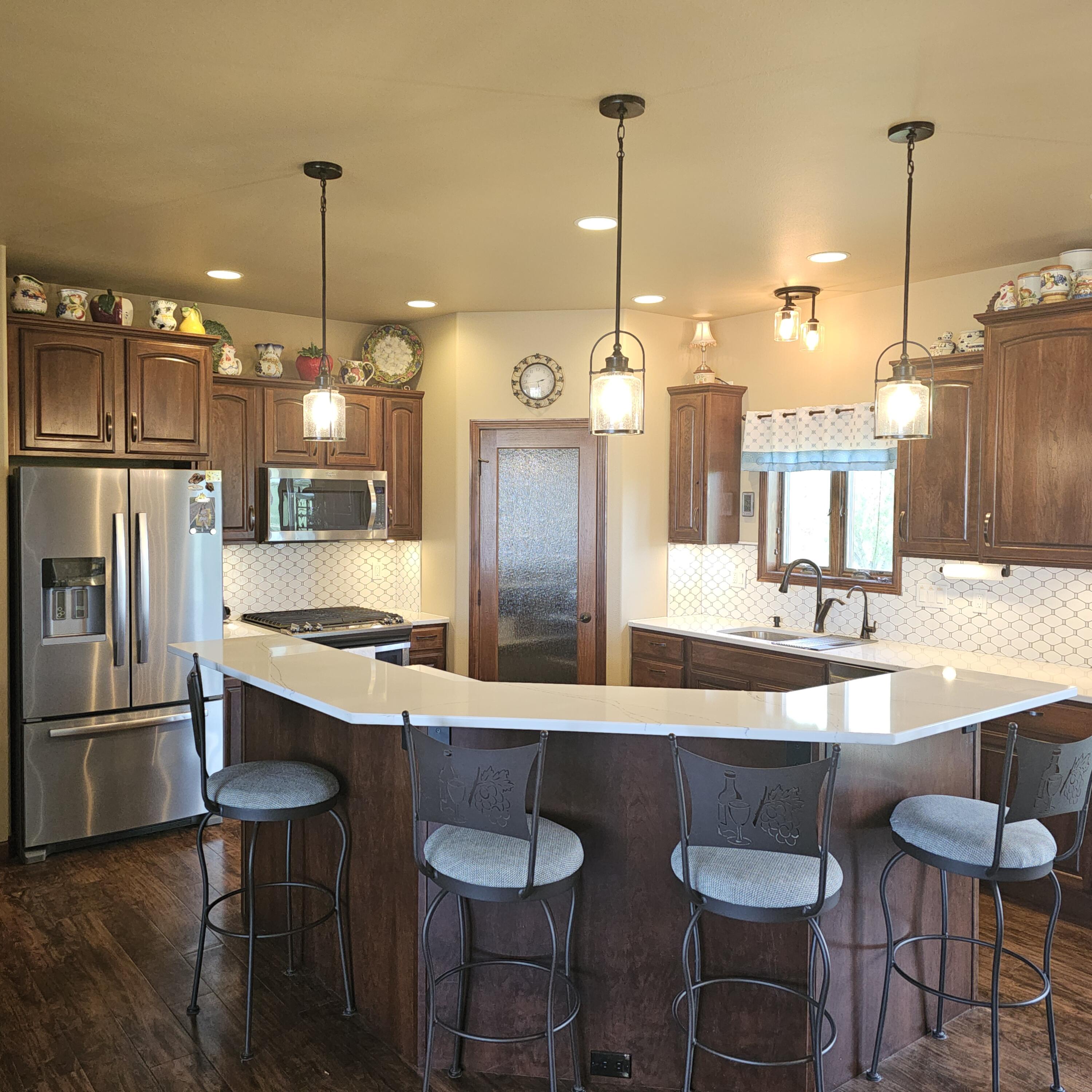 3208 Maui Dr