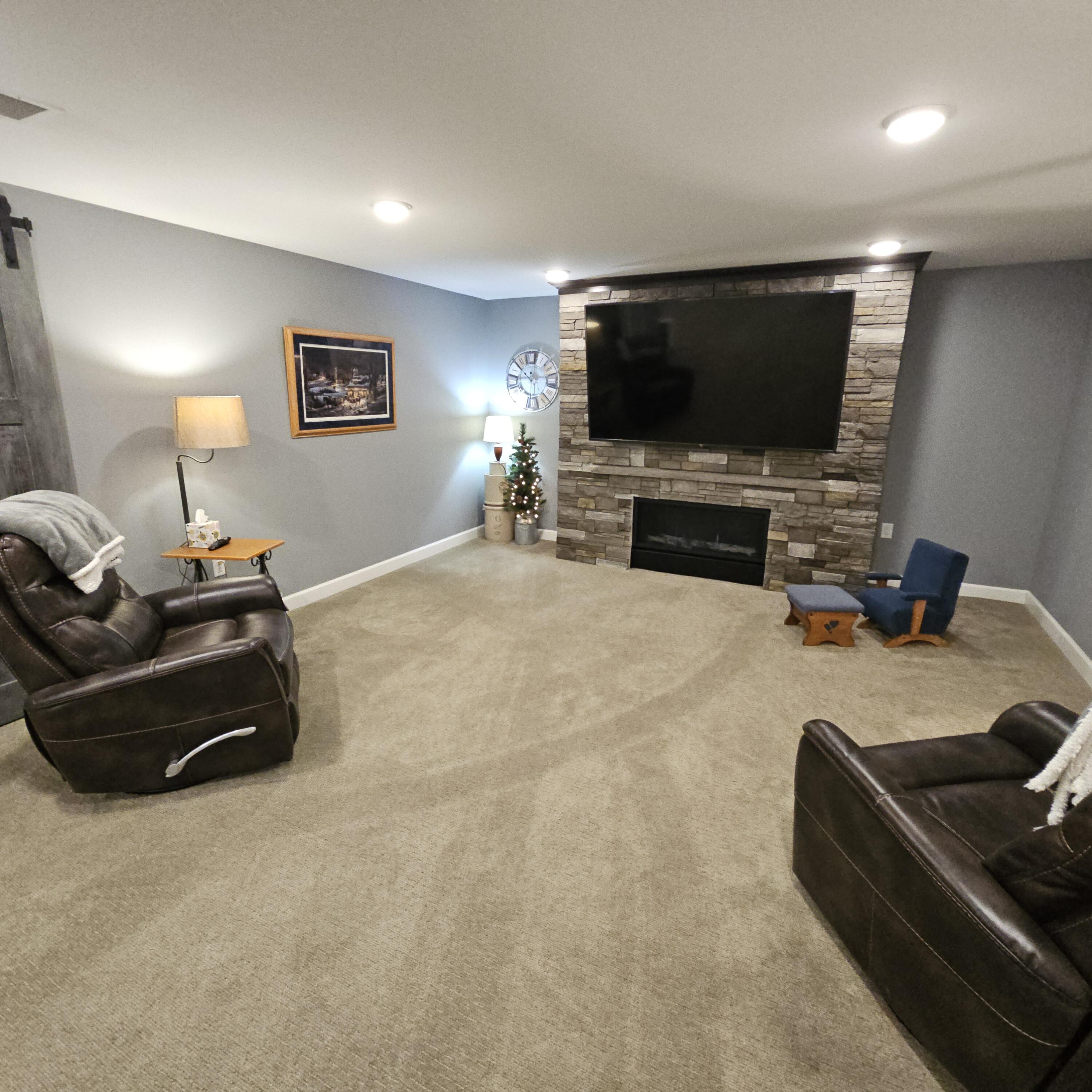 3208 Maui Dr