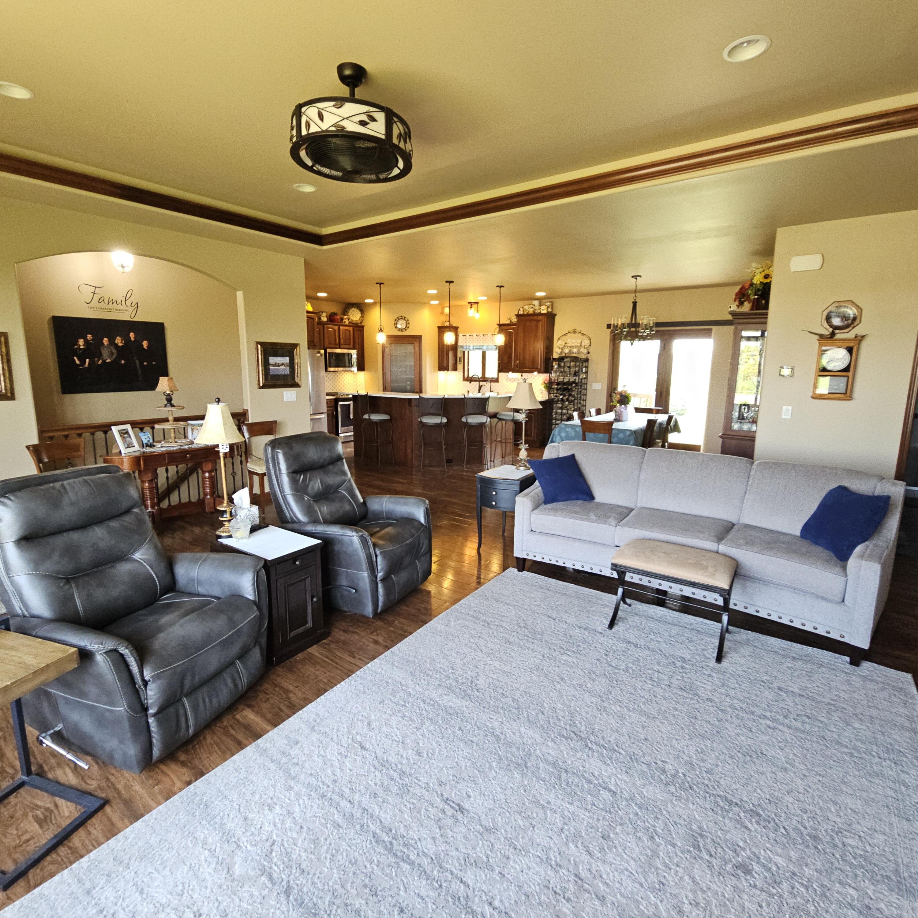 3208 Maui Dr