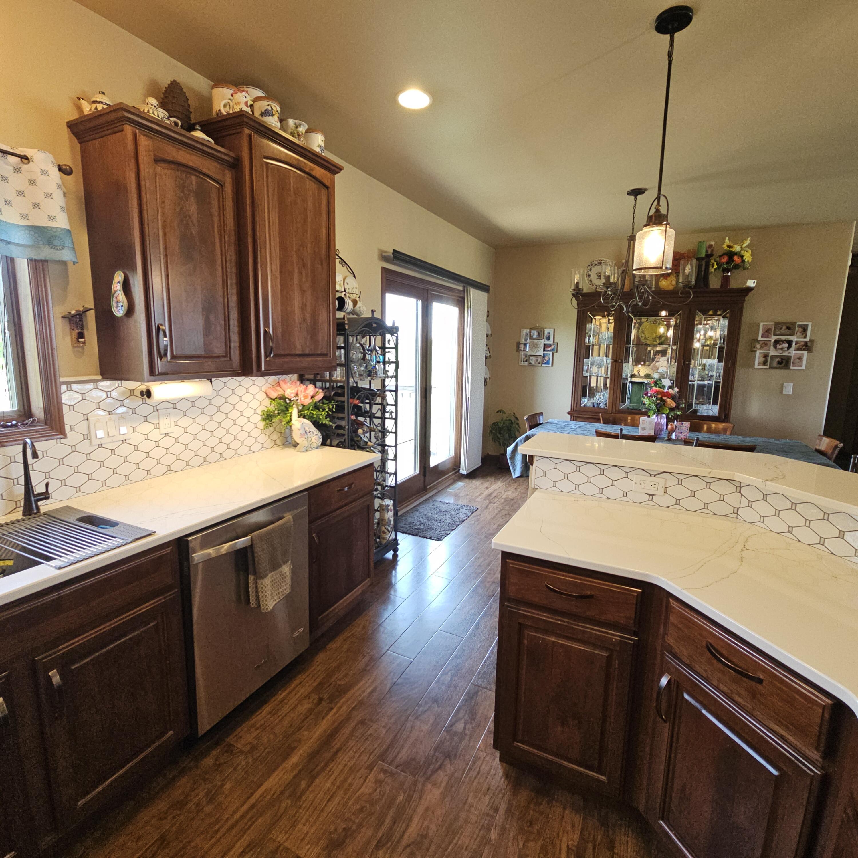 3208 Maui Dr