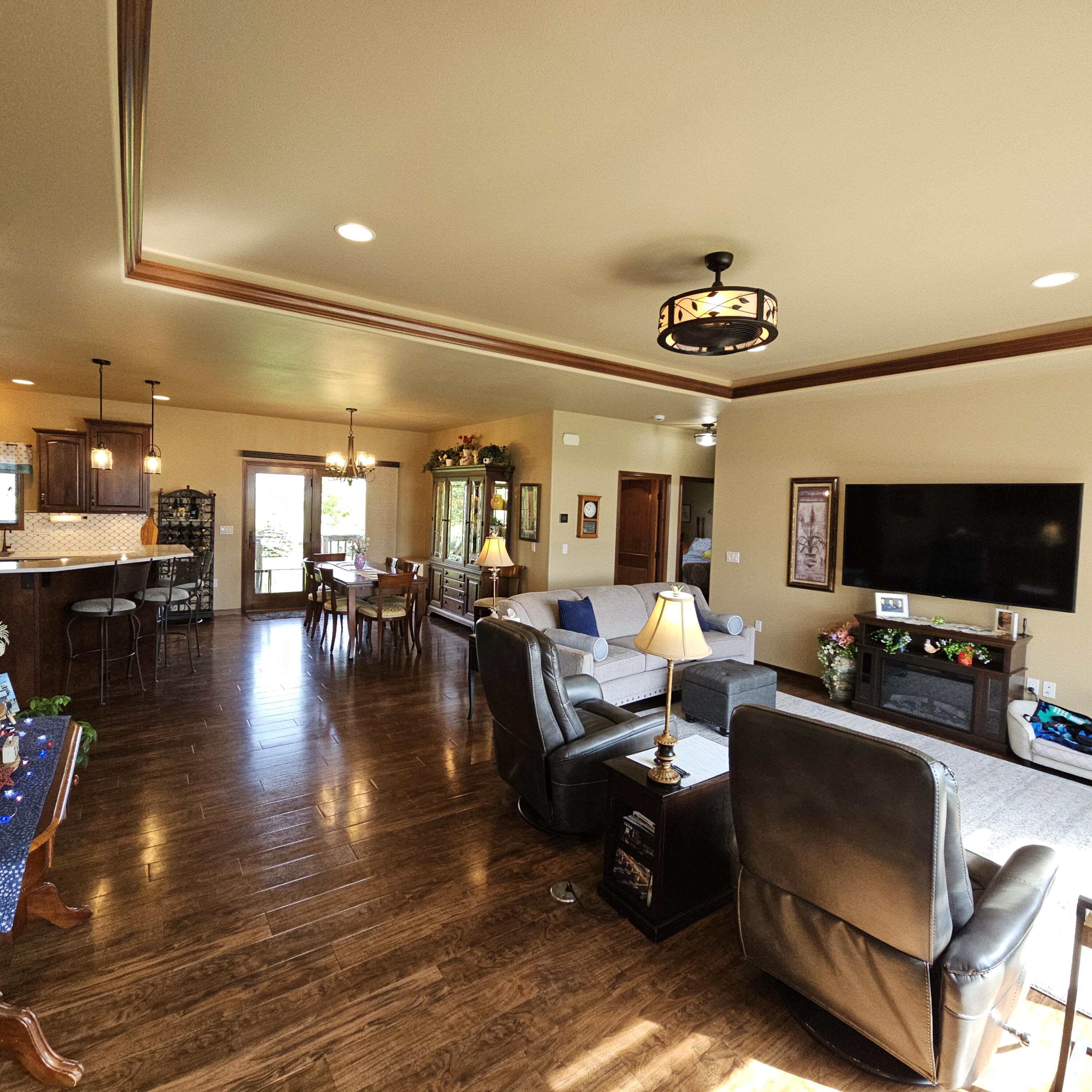 3208 Maui Dr