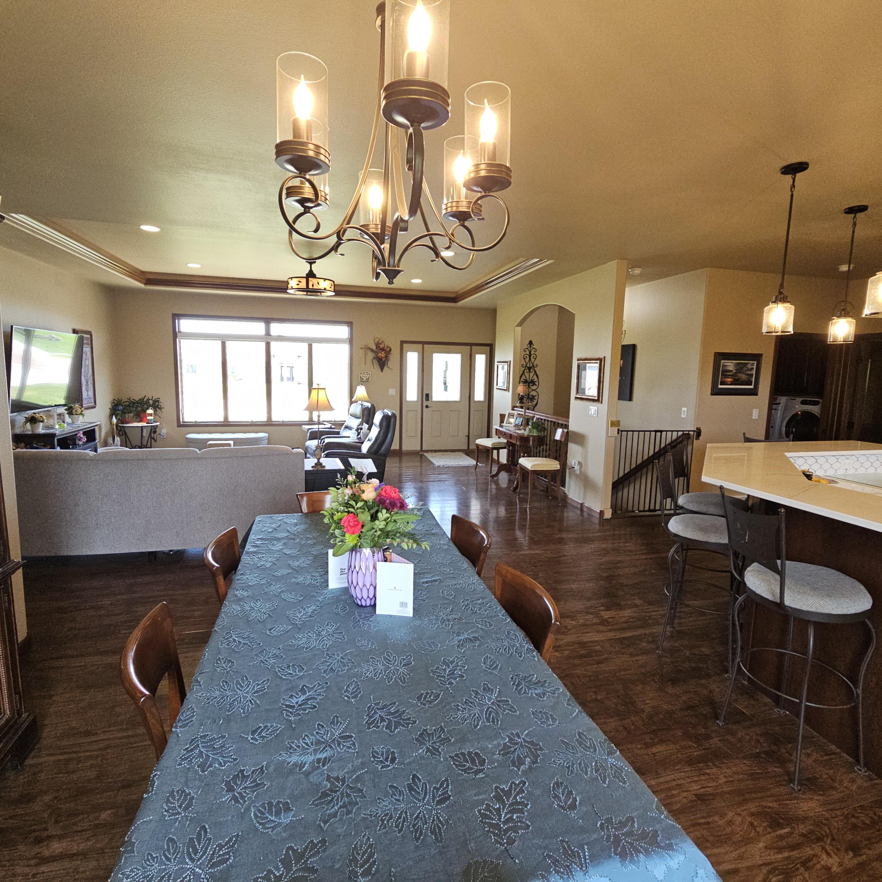 3208 Maui Dr