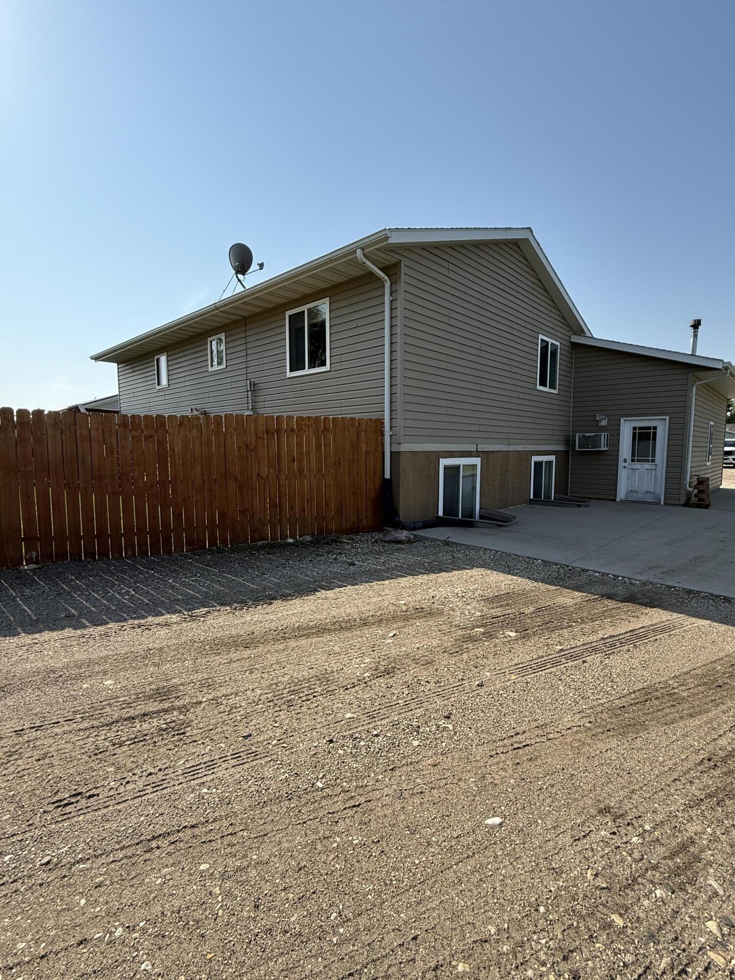 510 E 3rd St