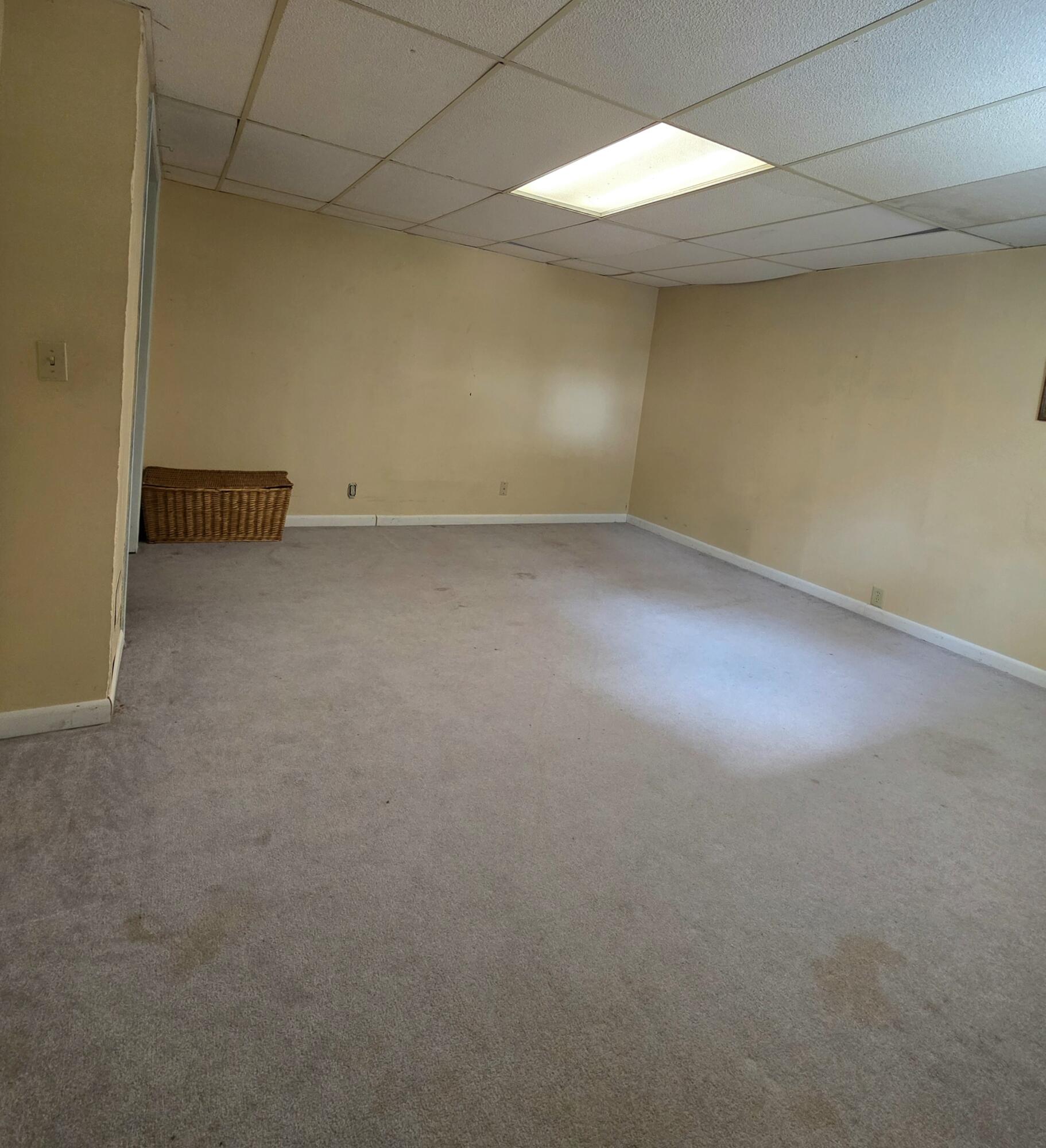 406 S Main St