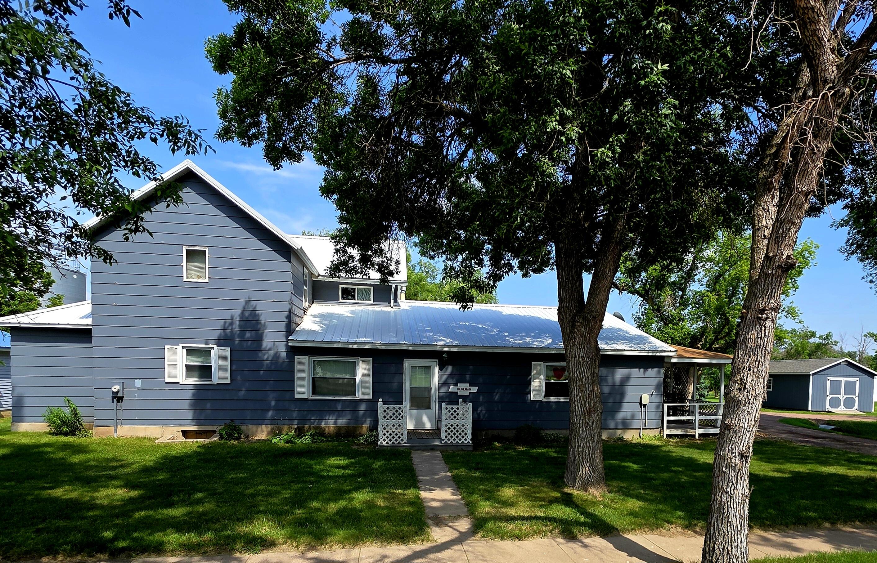 406 S Main St