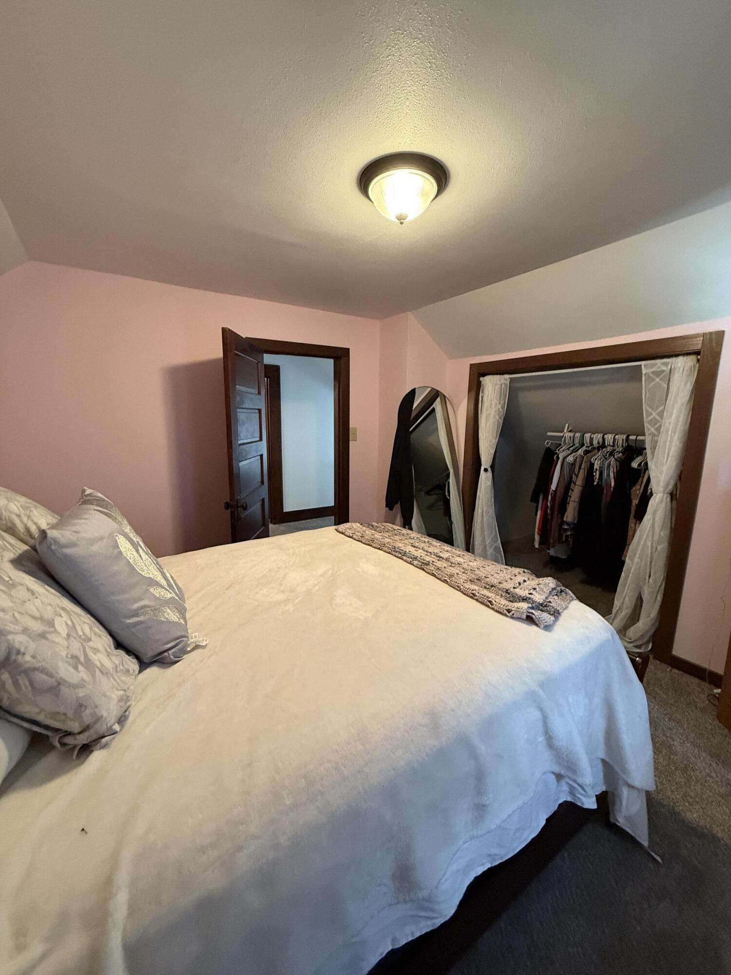 308 N Main St