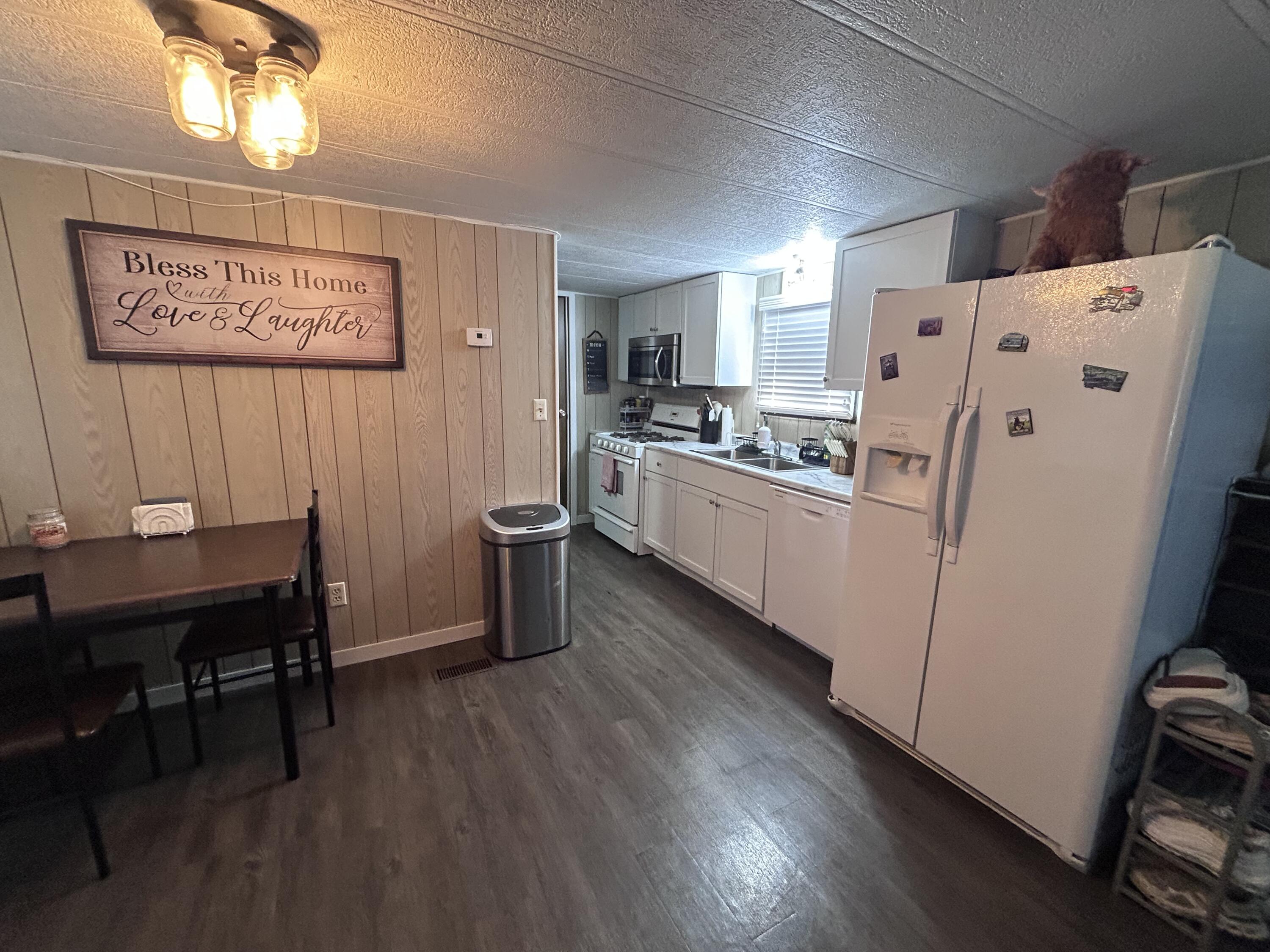 1401 S Main Lot 4