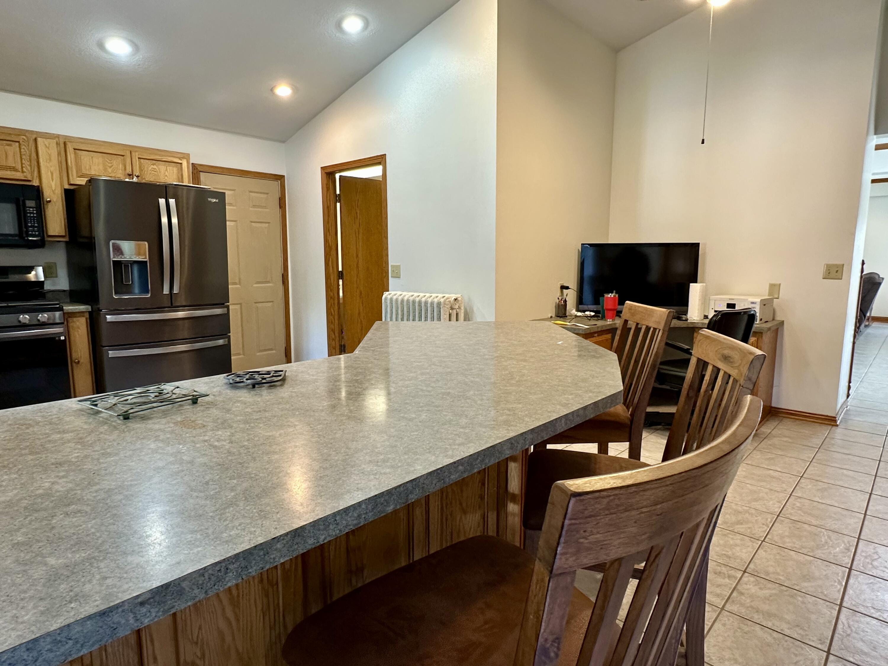 312 E 4th Ave