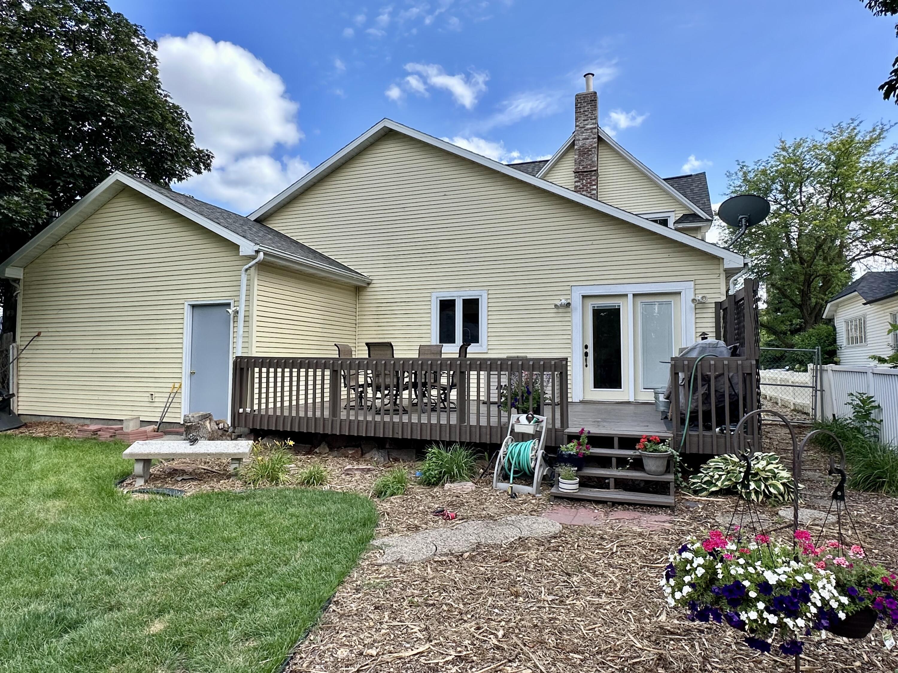 312 E 4th Ave