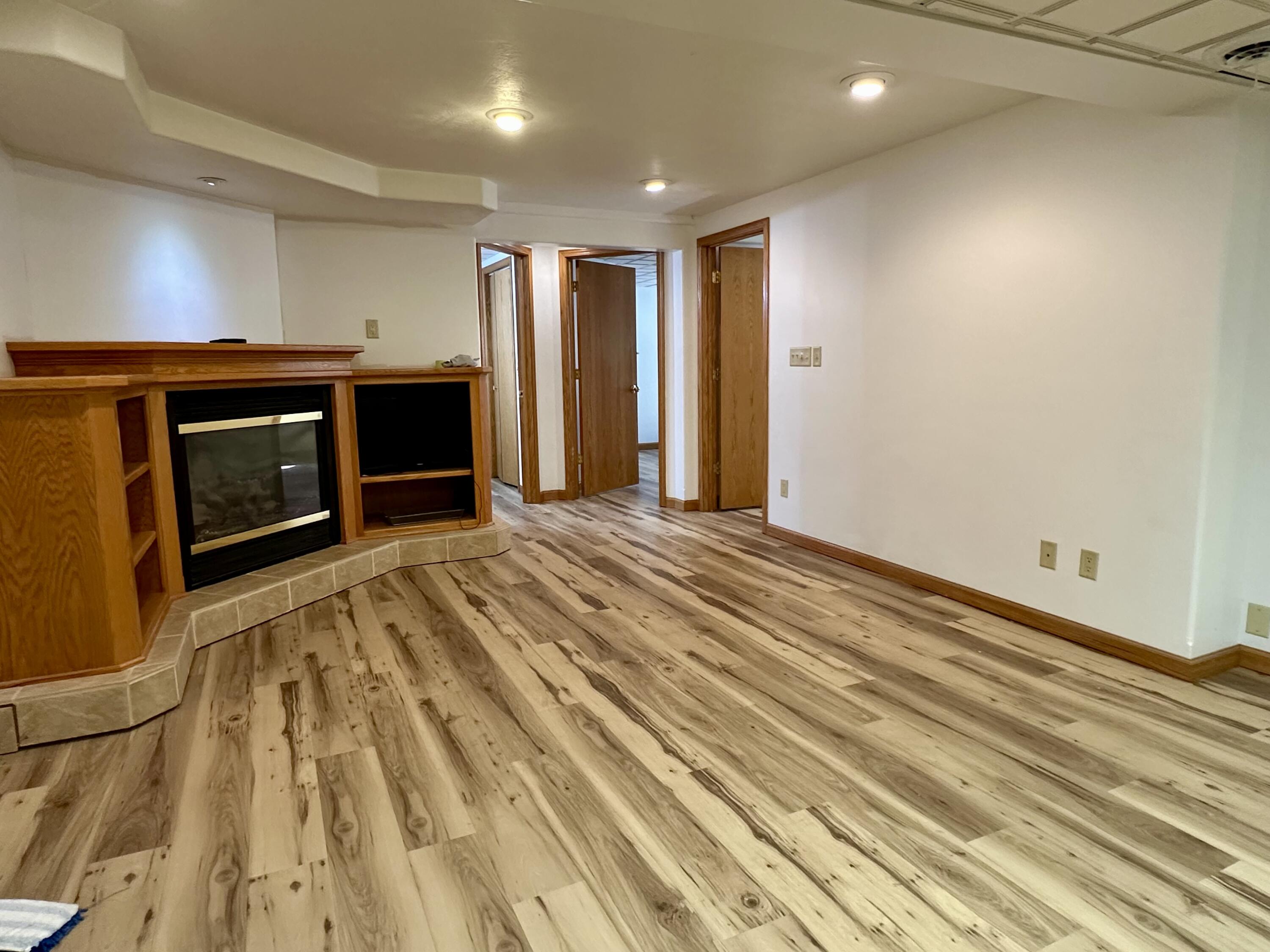 312 E 4th Ave