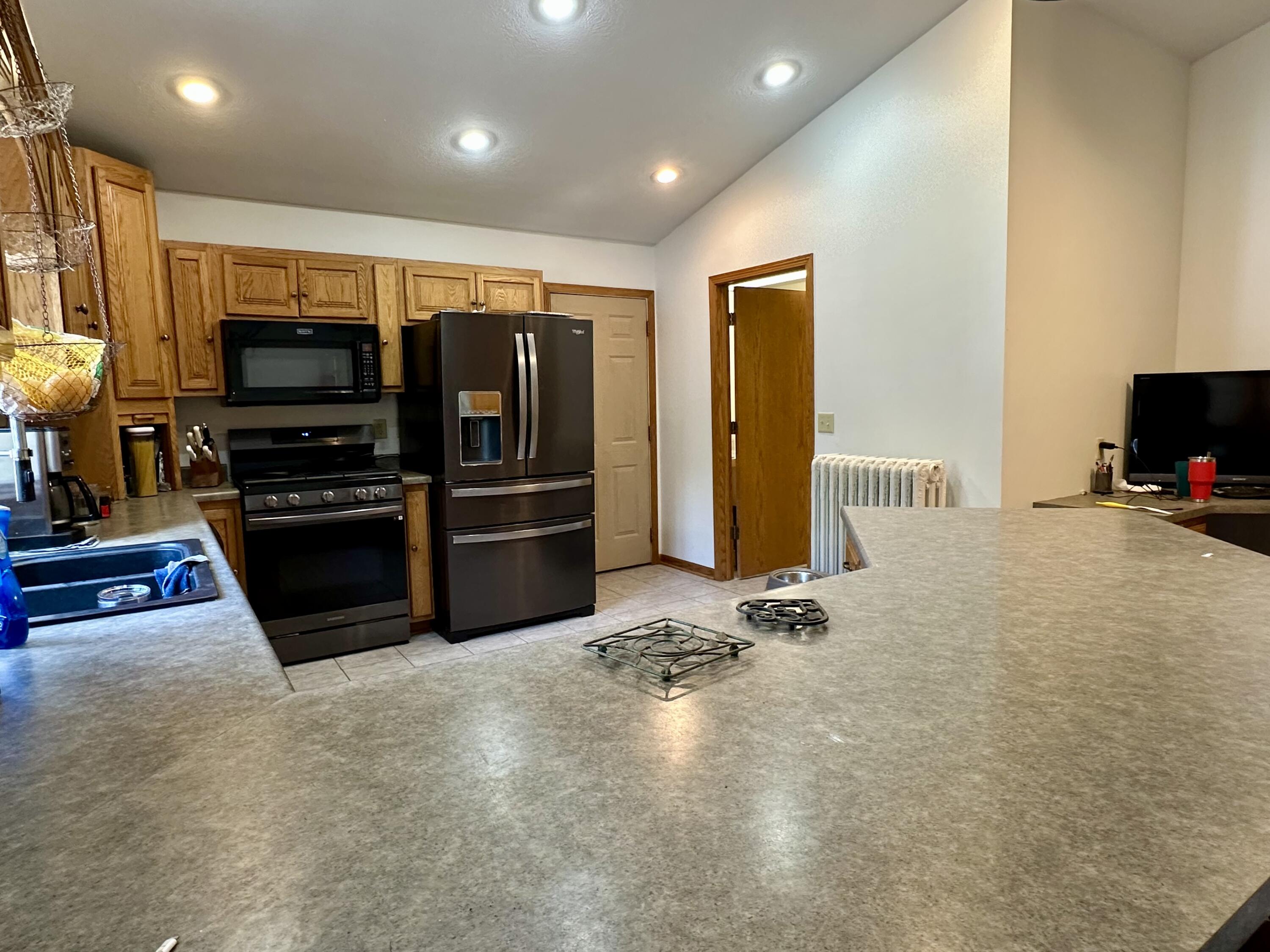 312 E 4th Ave