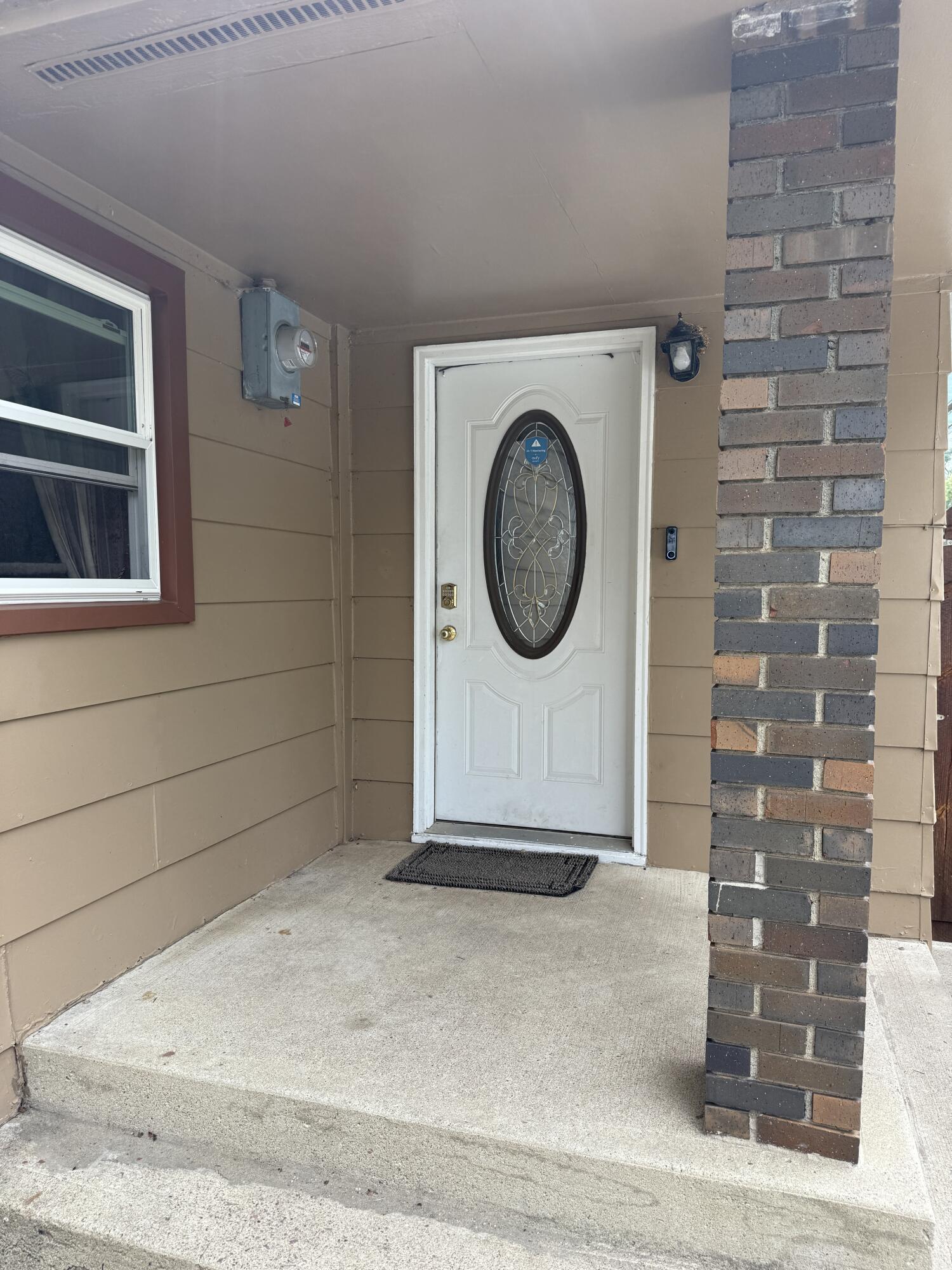 829 W 5th
