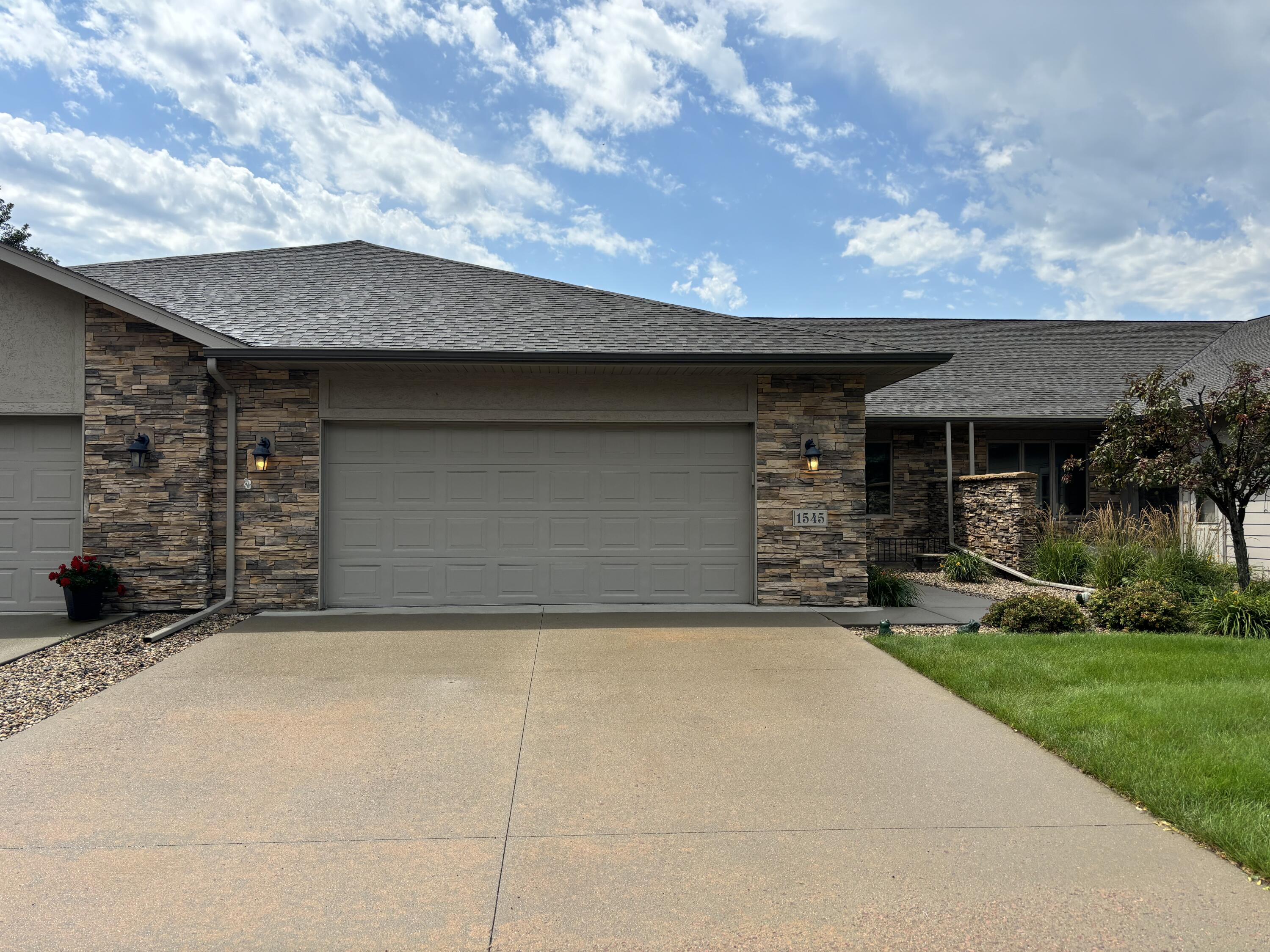 1545 Northridge Road