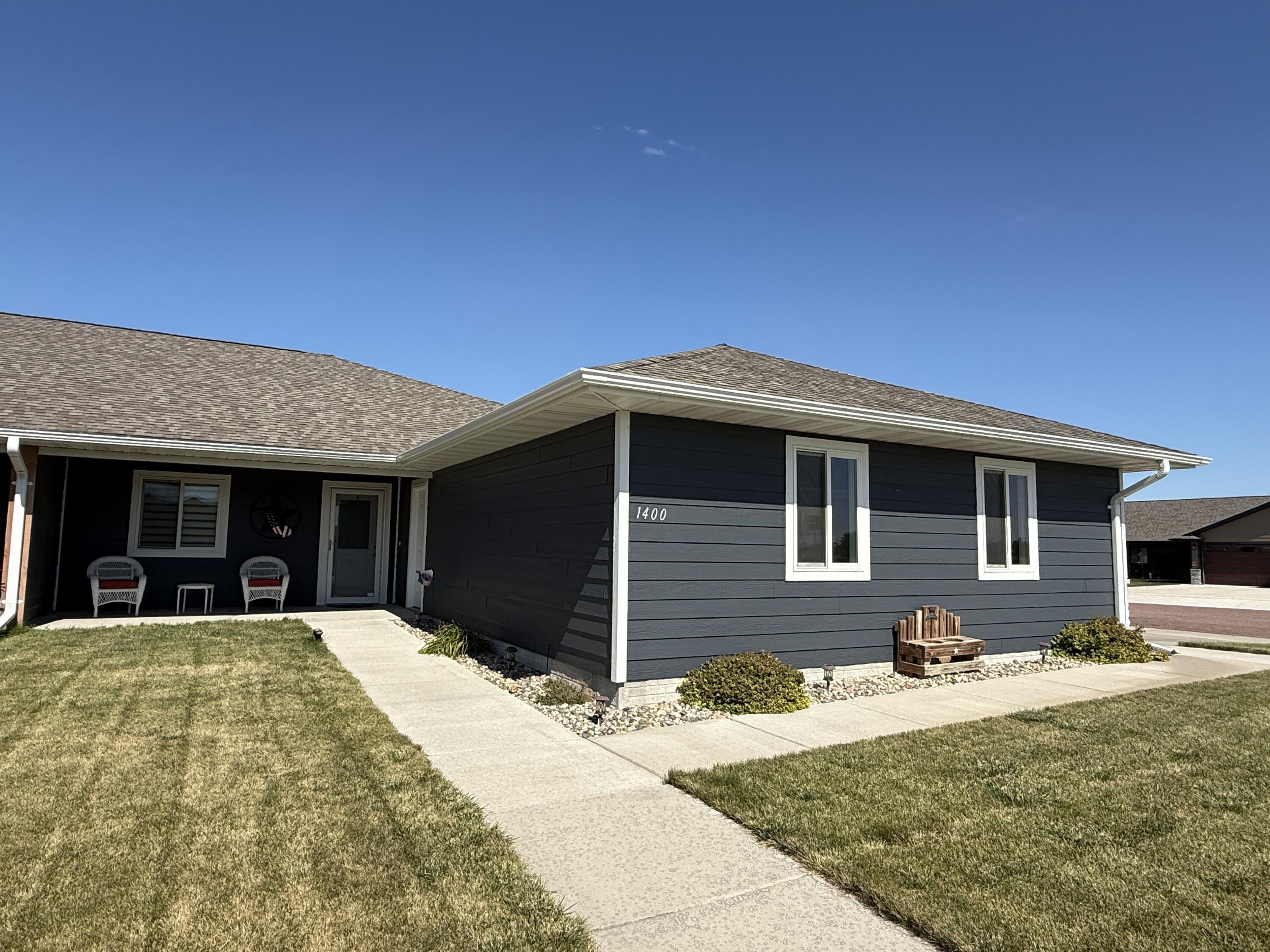 1400 W 20th Ave