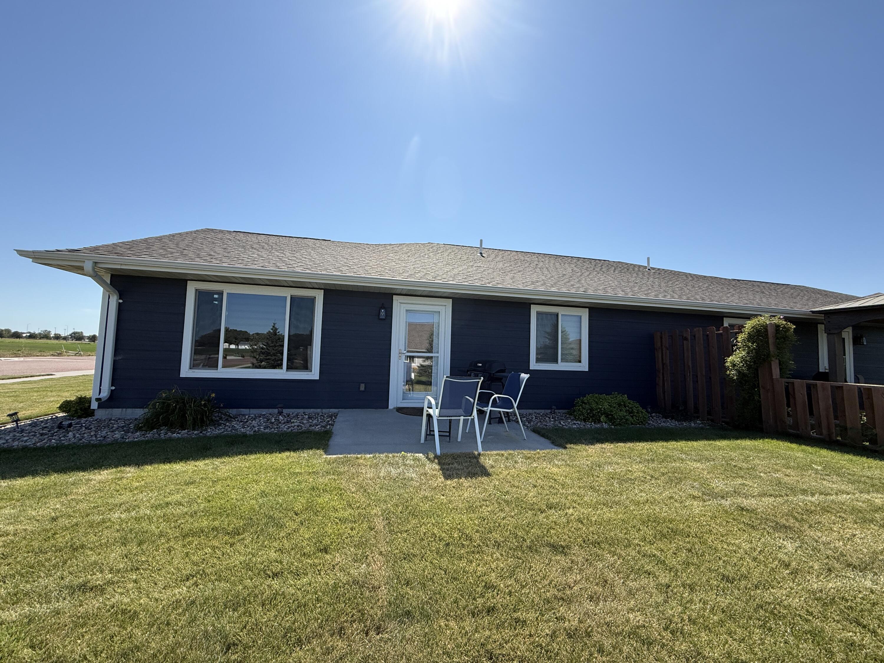 1400 W 20th Ave