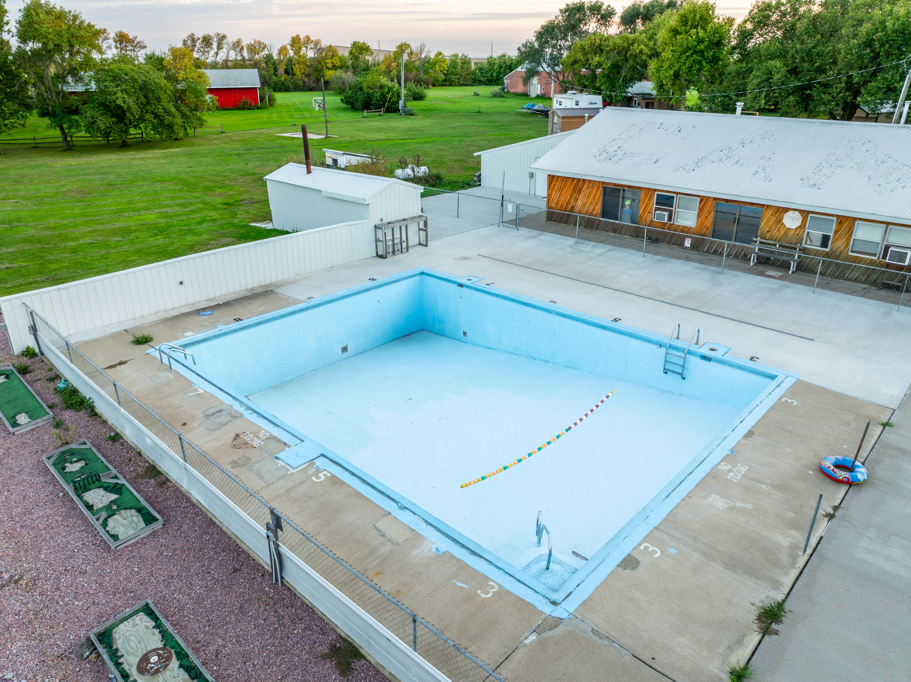 25473 403 Ave