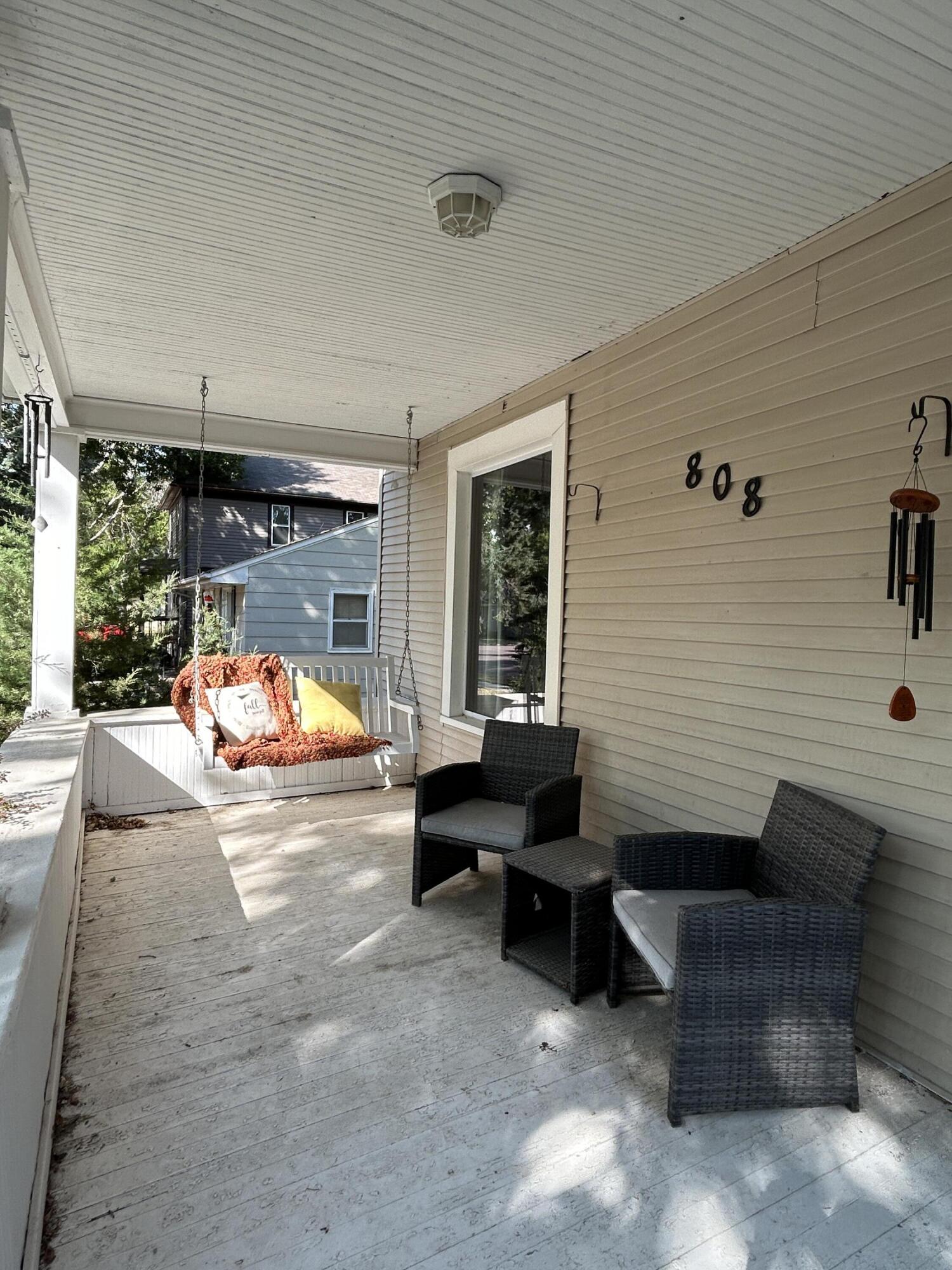 808 E 5th Ave
