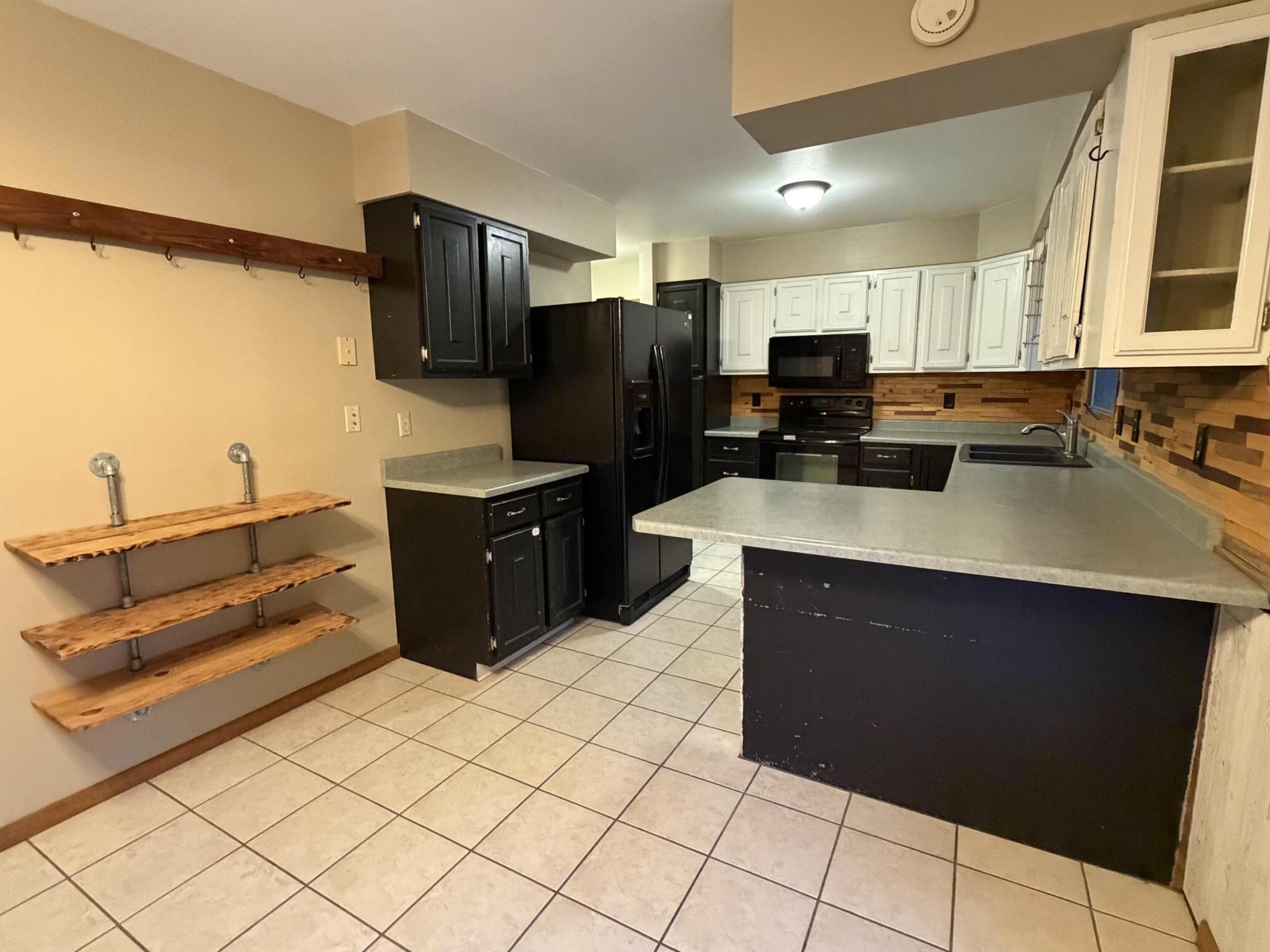 1325 Palmer Place