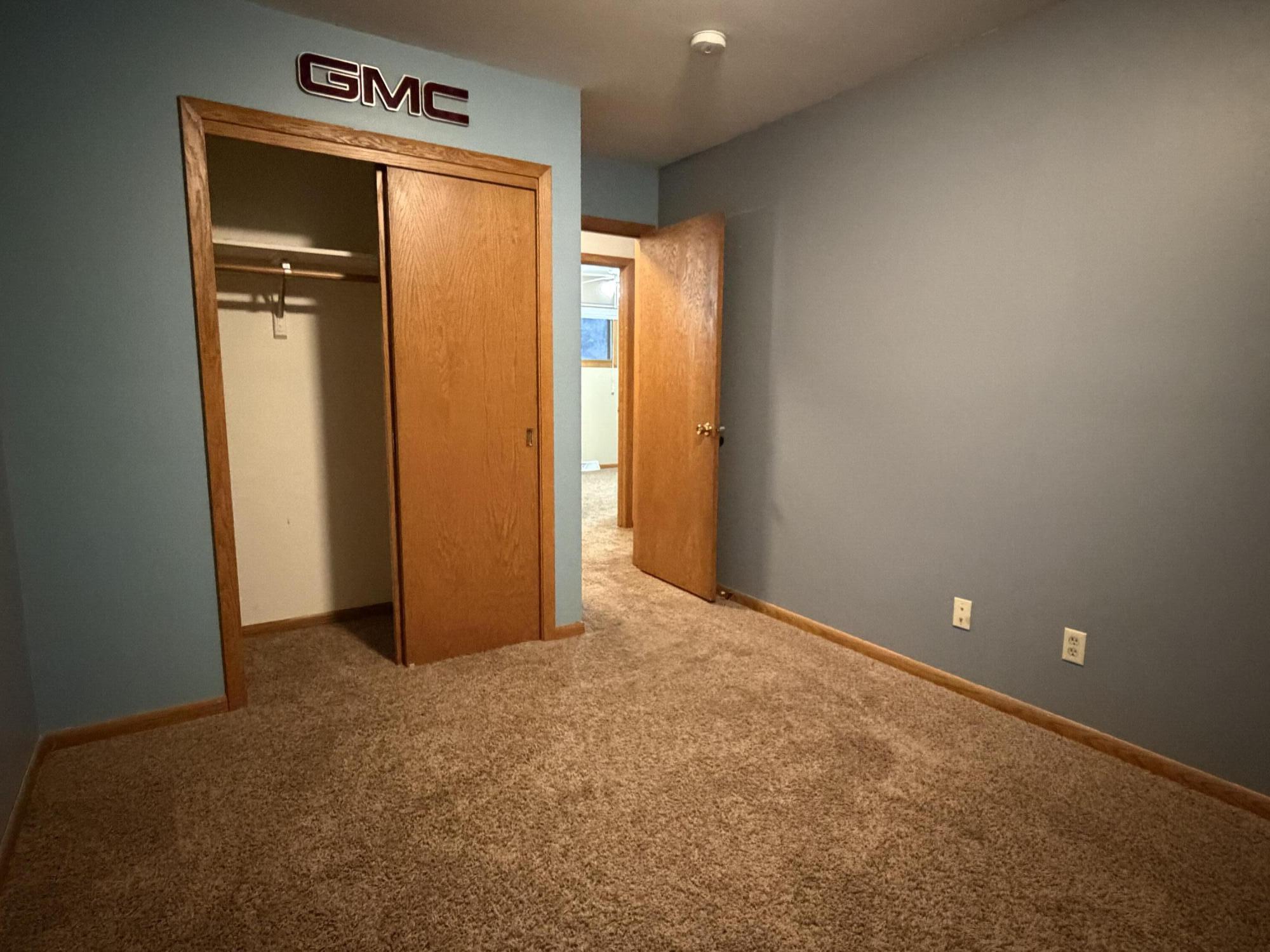 1325 Palmer Place