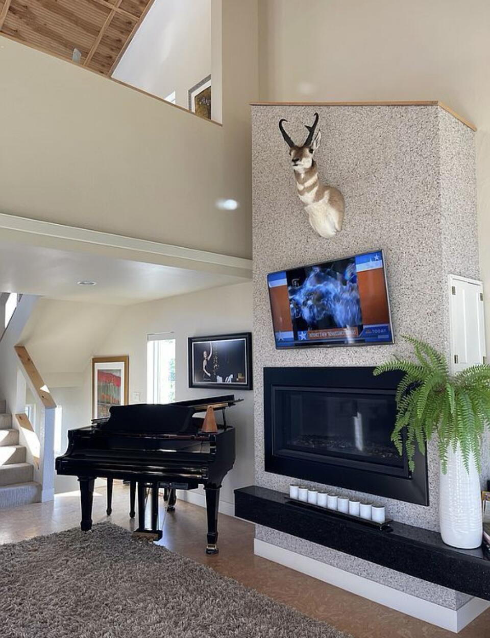 3009 Bills Beach Dr
