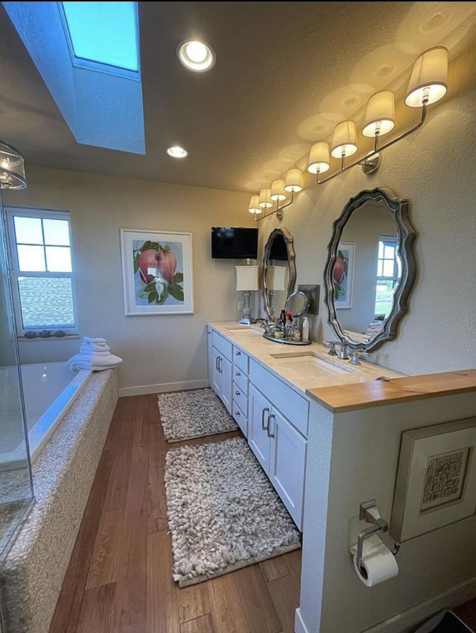 3009 Bills Beach Dr
