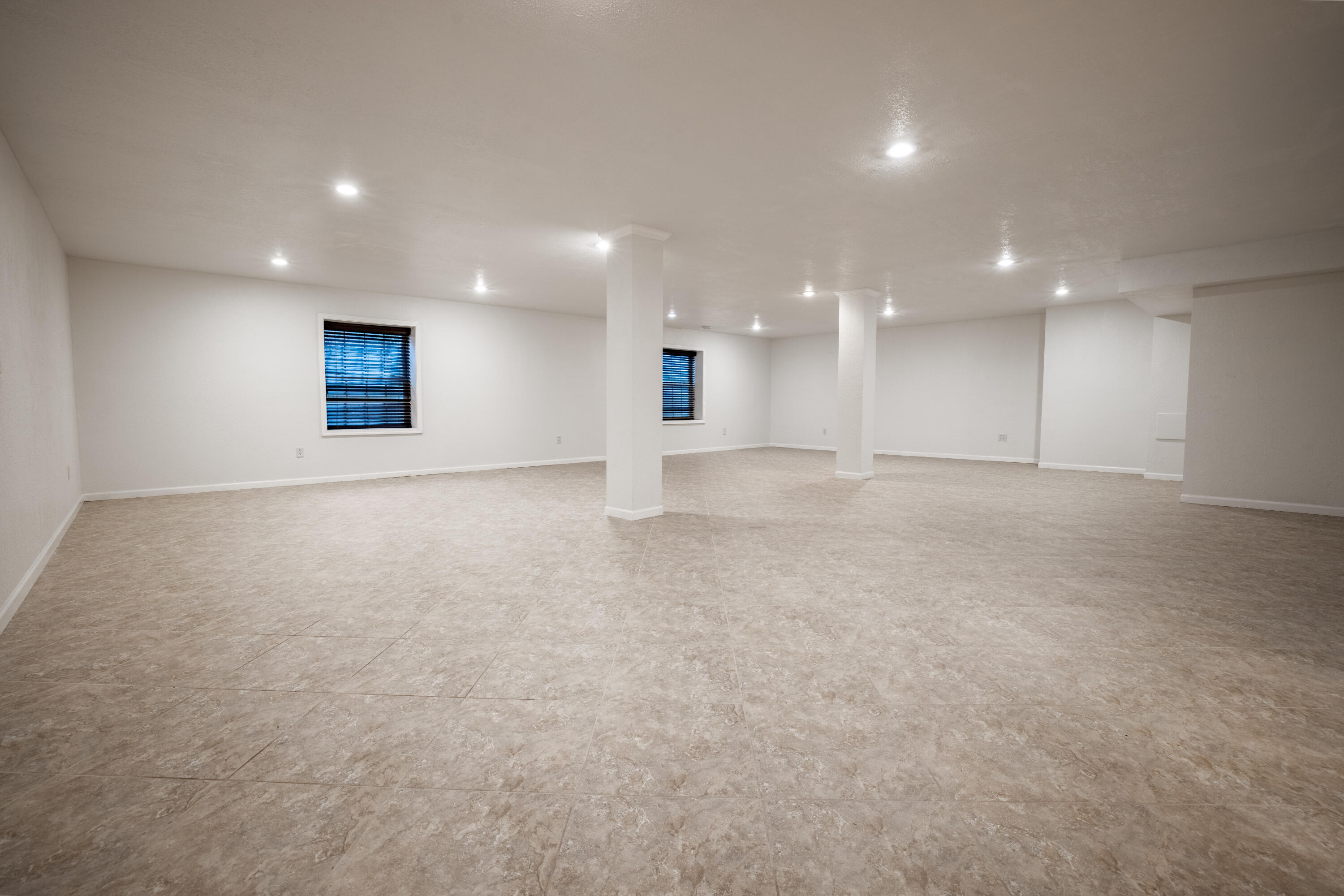 901 Estates Dr