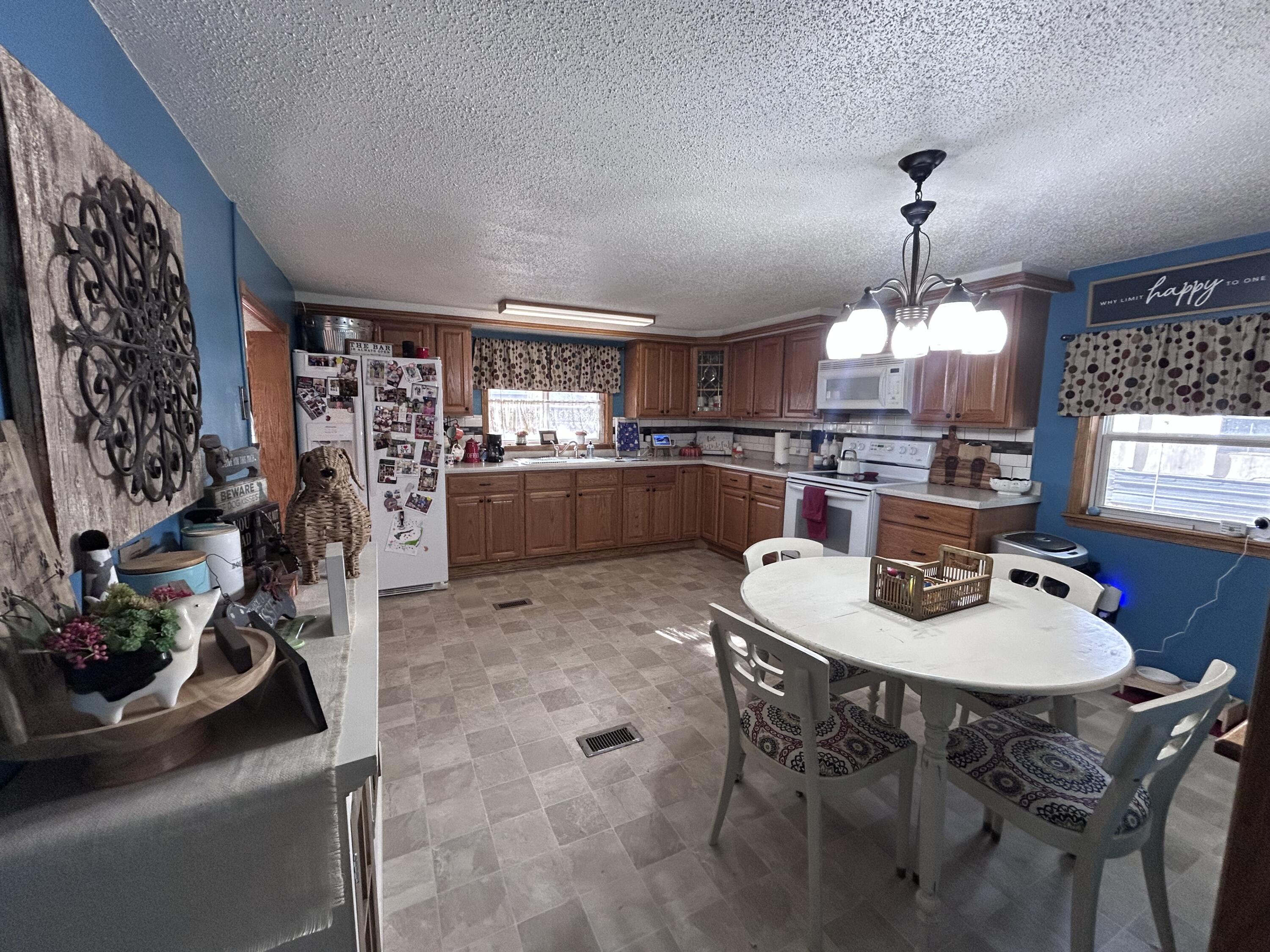 1401 S Main Lot 61 St