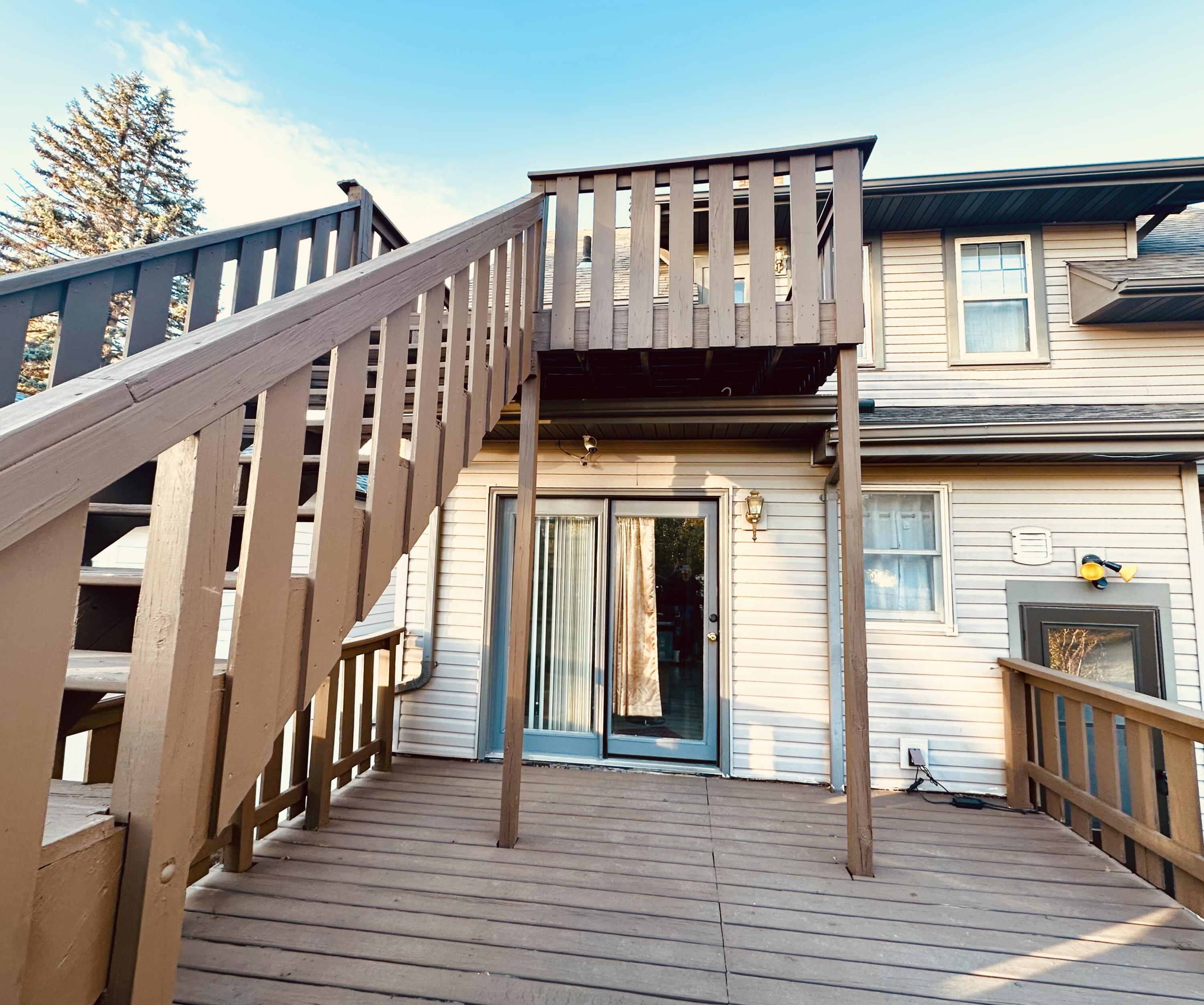 811 W 3rd Ave
