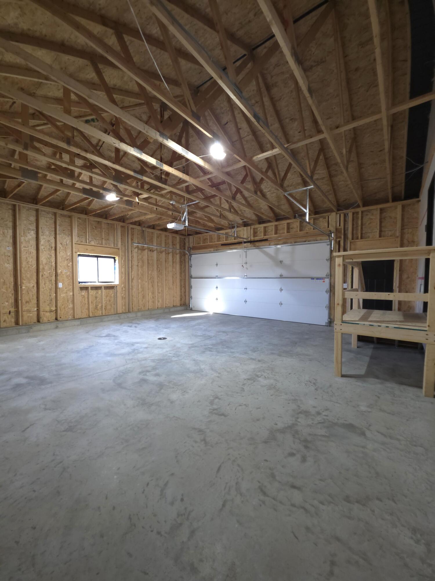 677 N VAN'T HAAFF Dr