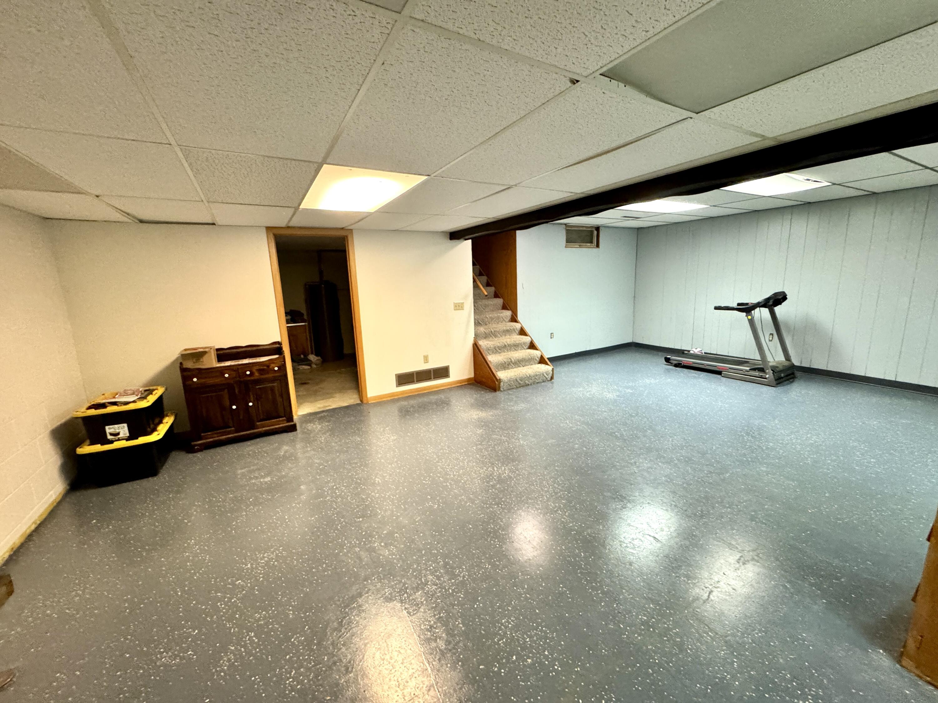 1002 Palmer Place