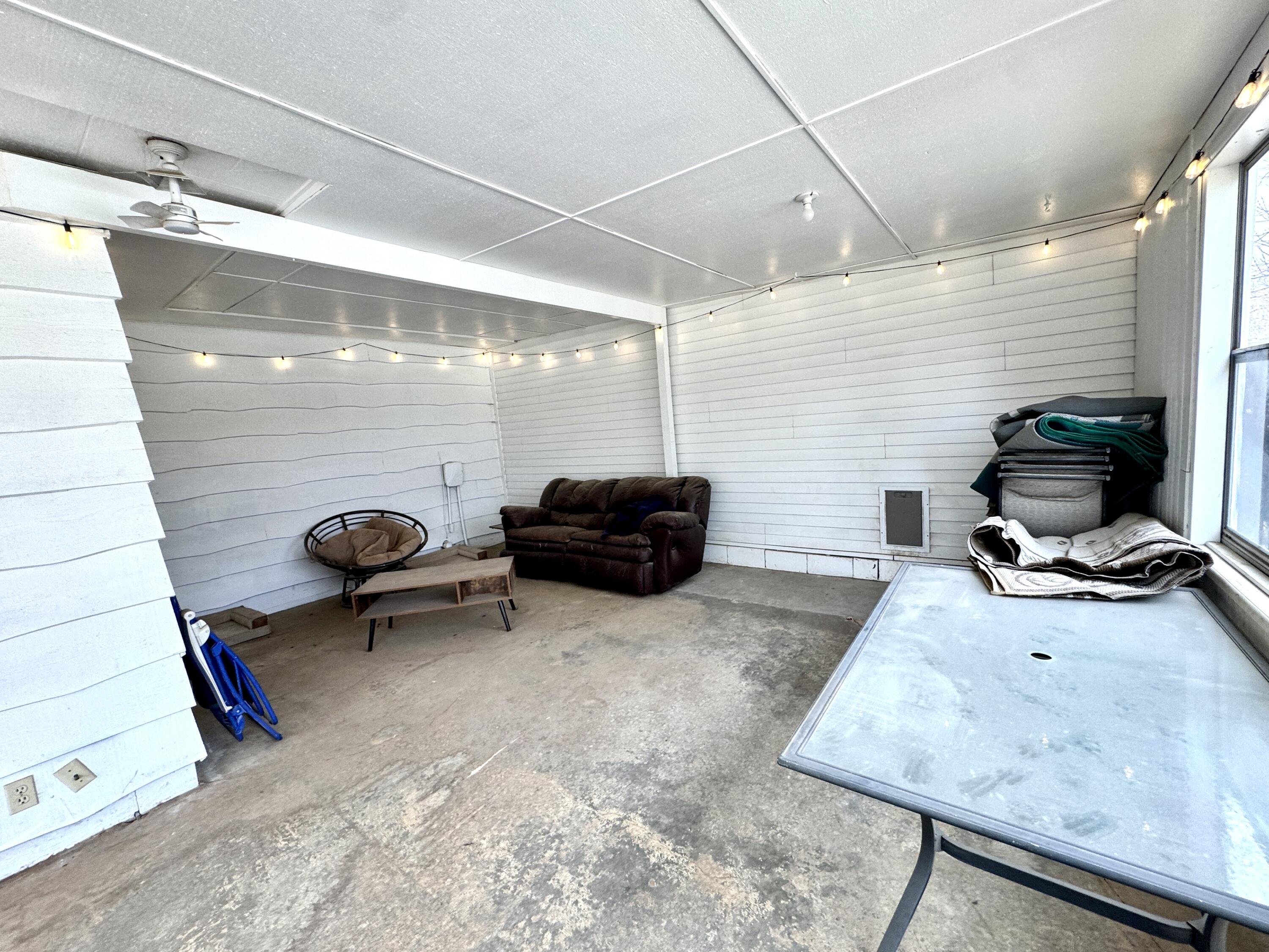 1002 Palmer Place