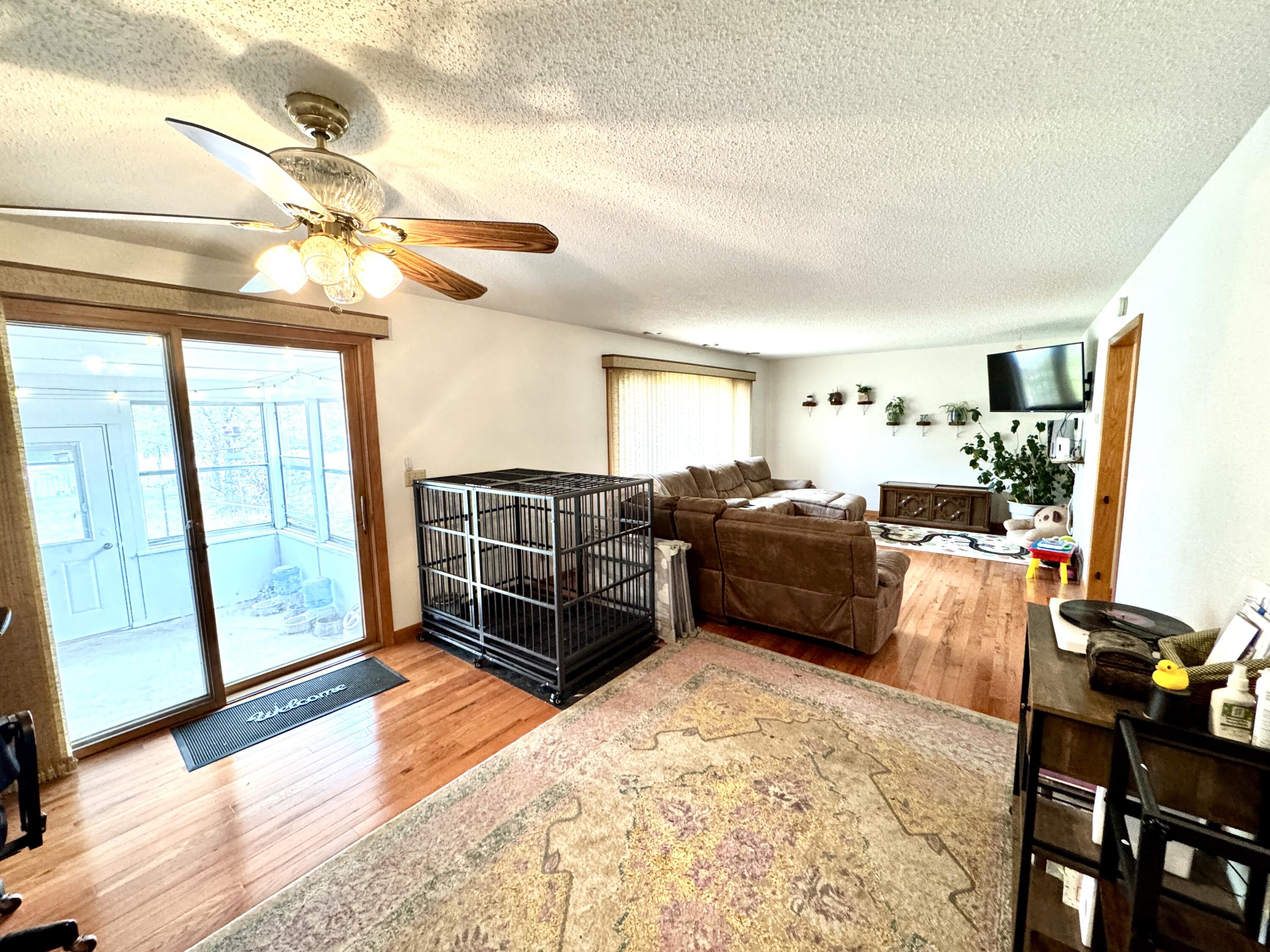 1002 Palmer Place