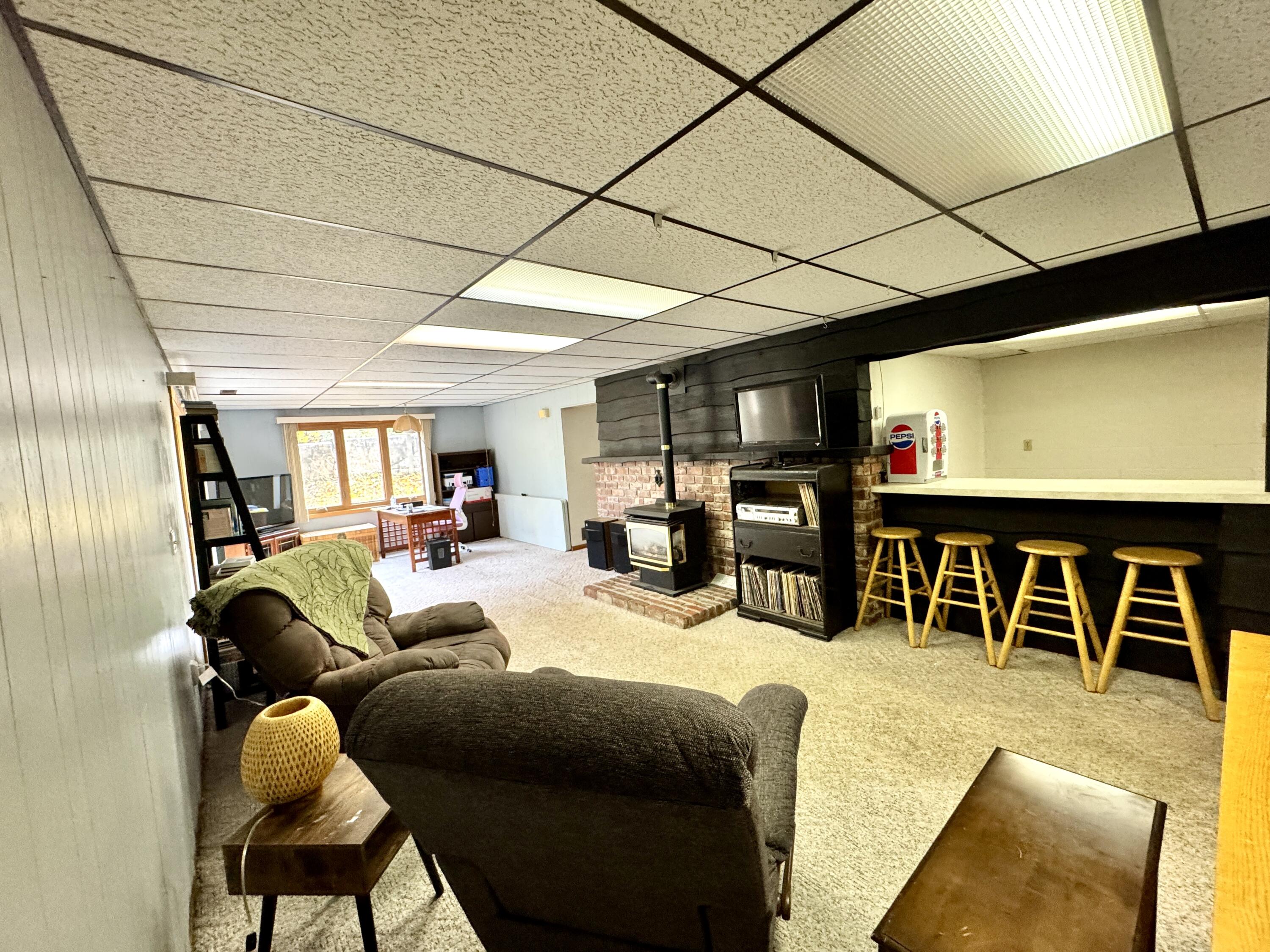 1002 Palmer Place