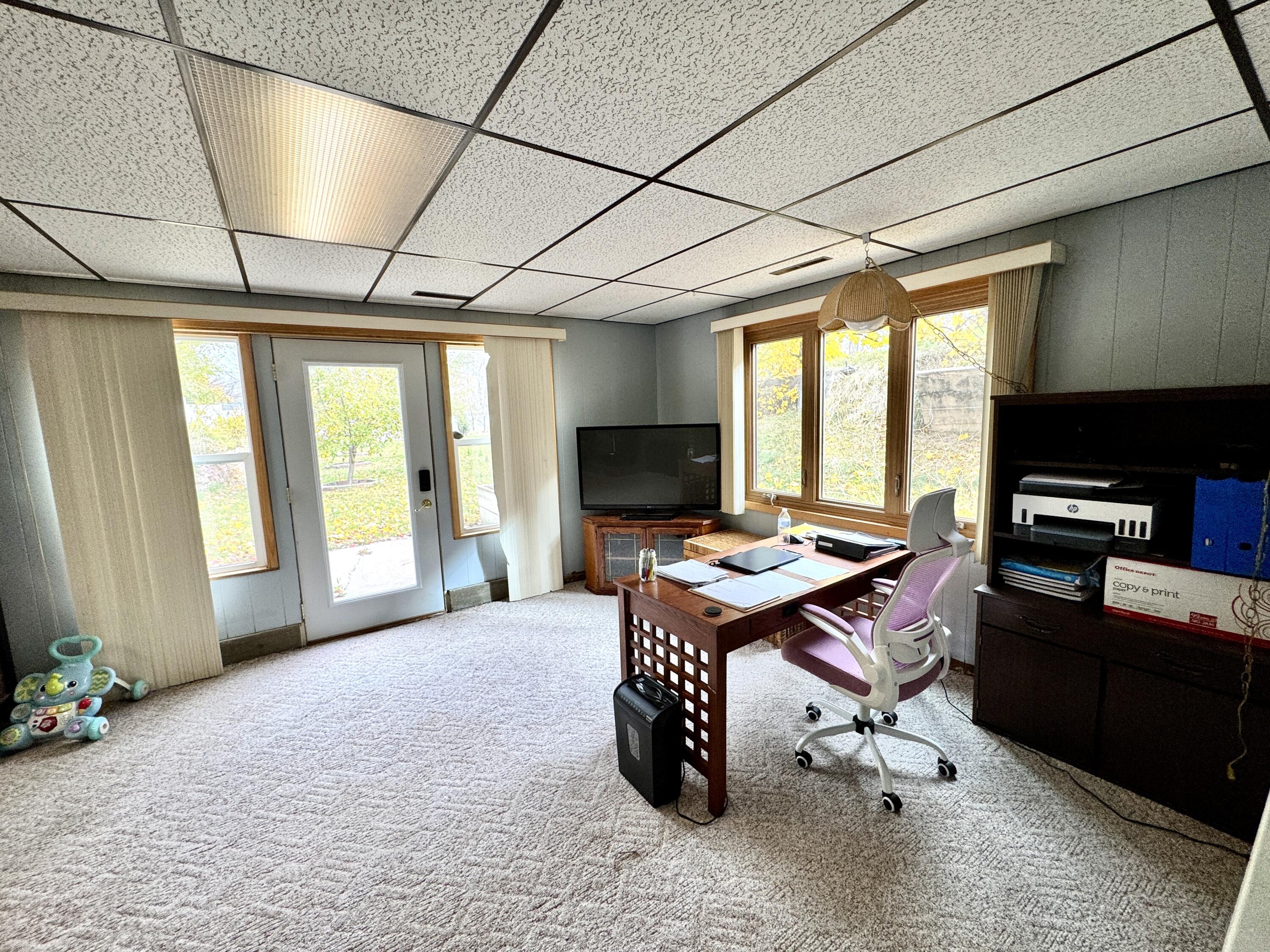 1002 Palmer Place
