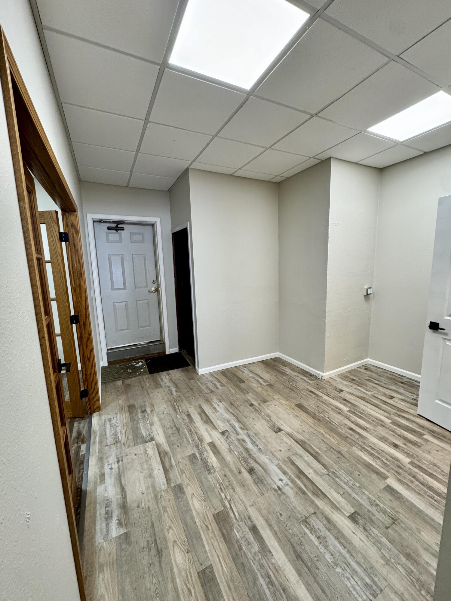 415 N Main St