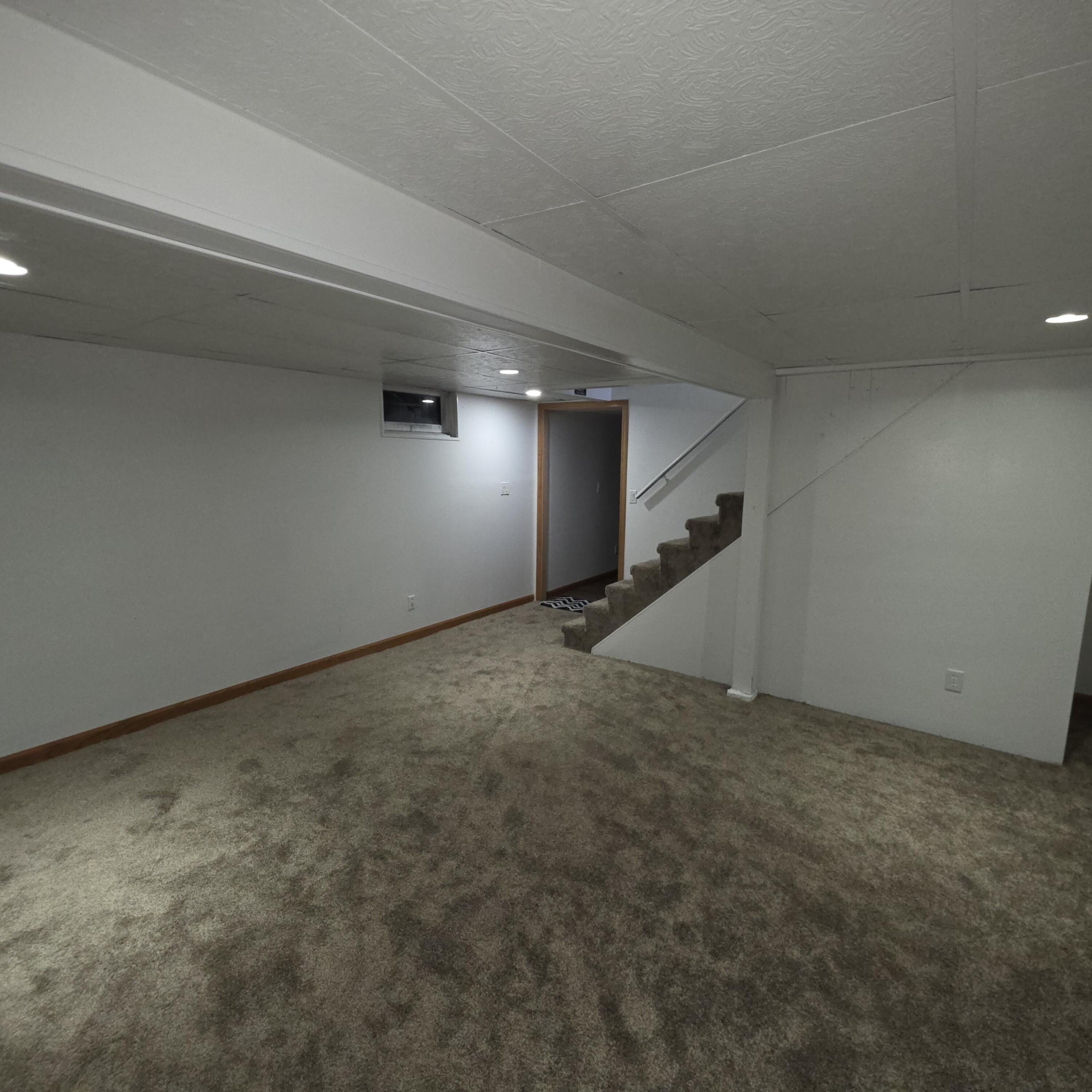 211 W 15th Ave