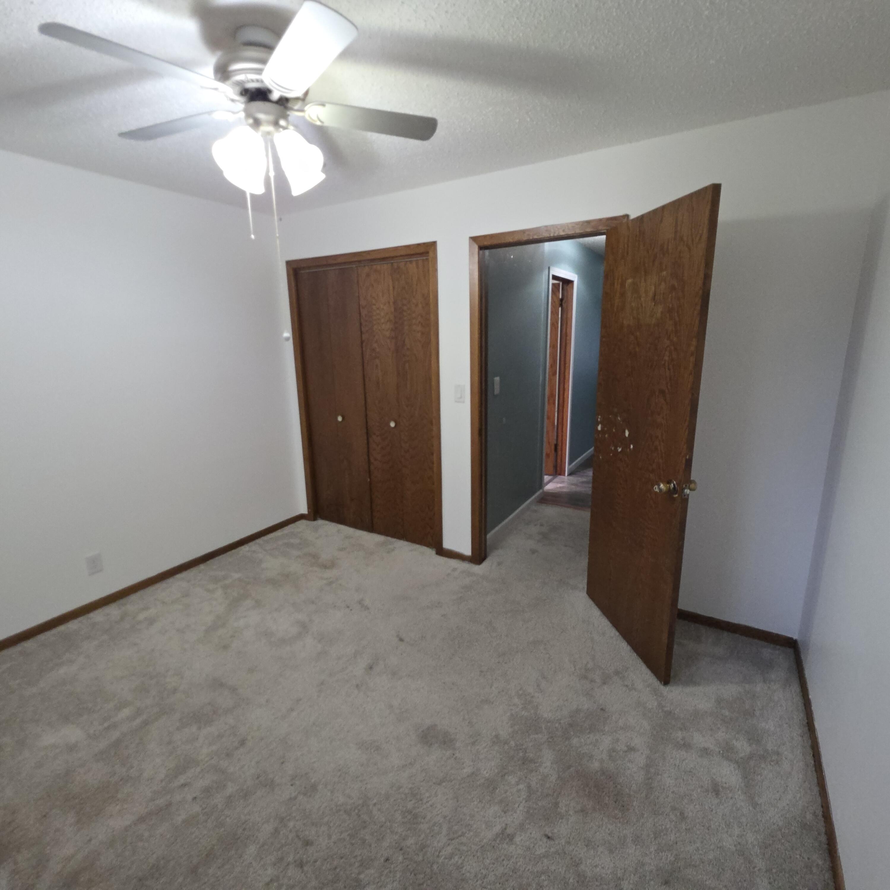 211 W 15th Ave